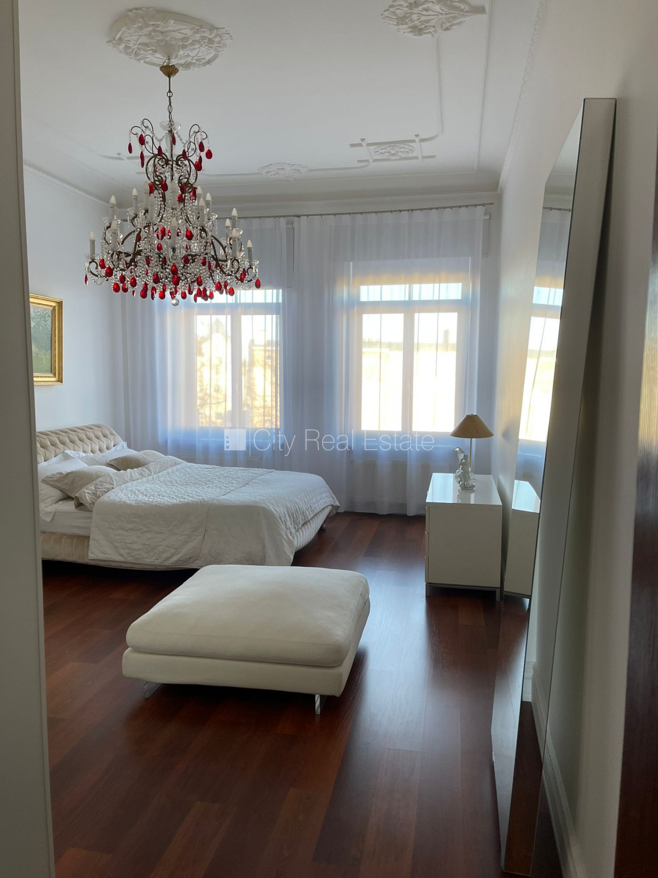 Sludinājumi. Fasādes māja, slēgts pagalms, vieta automašīnai, ieeja no pagalma, luksuss apartamenti  161 m2, ir Cena: 640000 EUR Foto #10