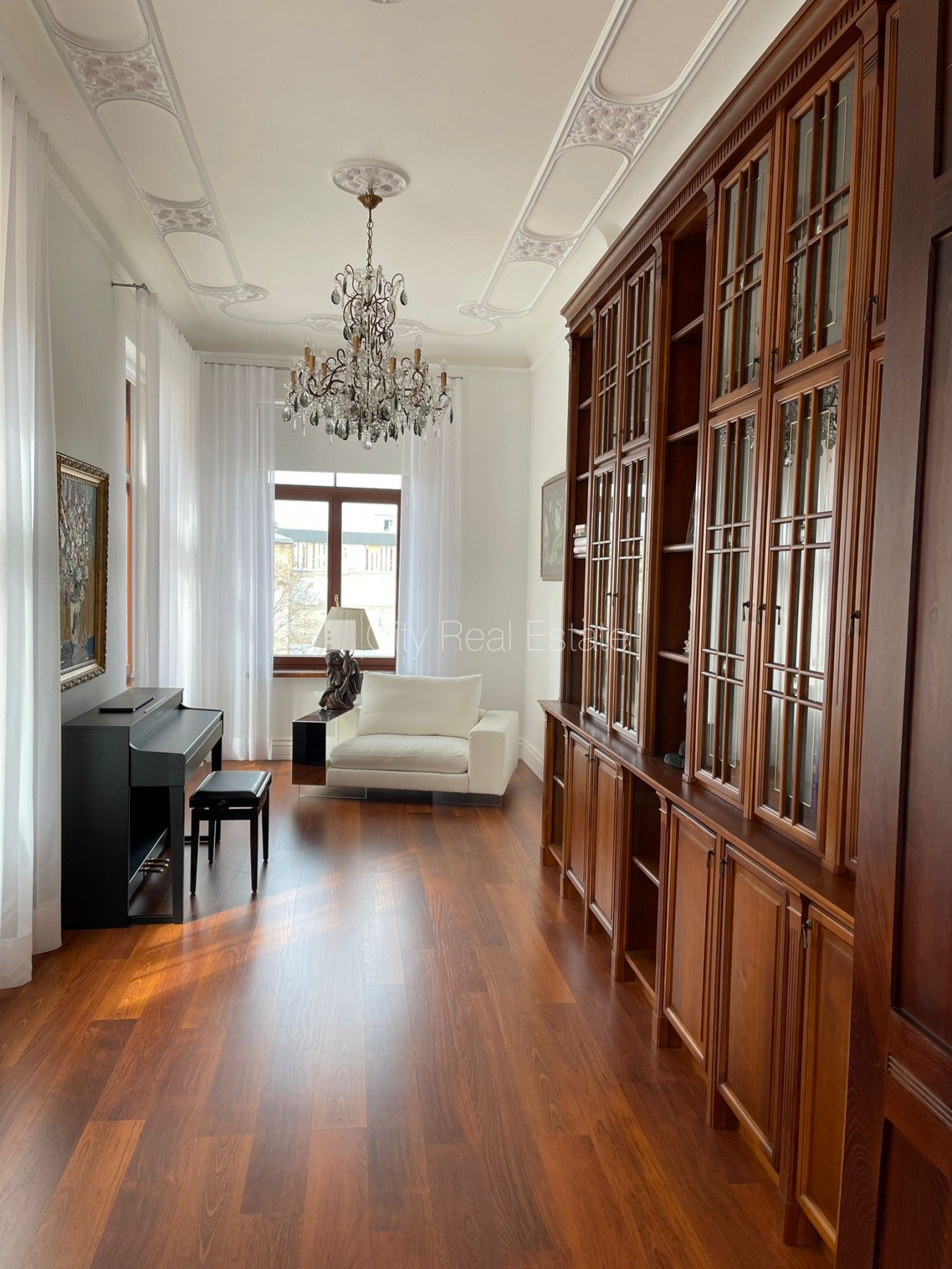 Sludinājumi. Fasādes māja, slēgts pagalms, vieta automašīnai, ieeja no pagalma, luksuss apartamenti  161 m2, ir Cena: 640000 EUR Foto #5