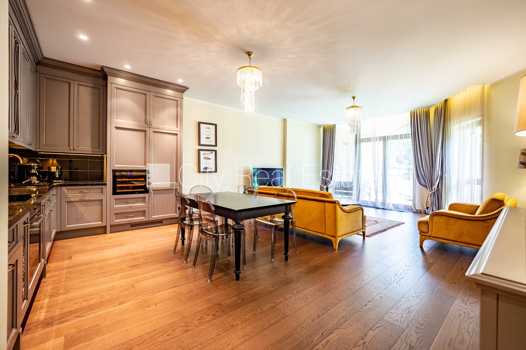 Объявление. Проект - Amatas 1 (Аматас 1), новостройка, благоустроенный озеленённый двор, подземная стоянка, во Цена: 475000 EUR Foto #2