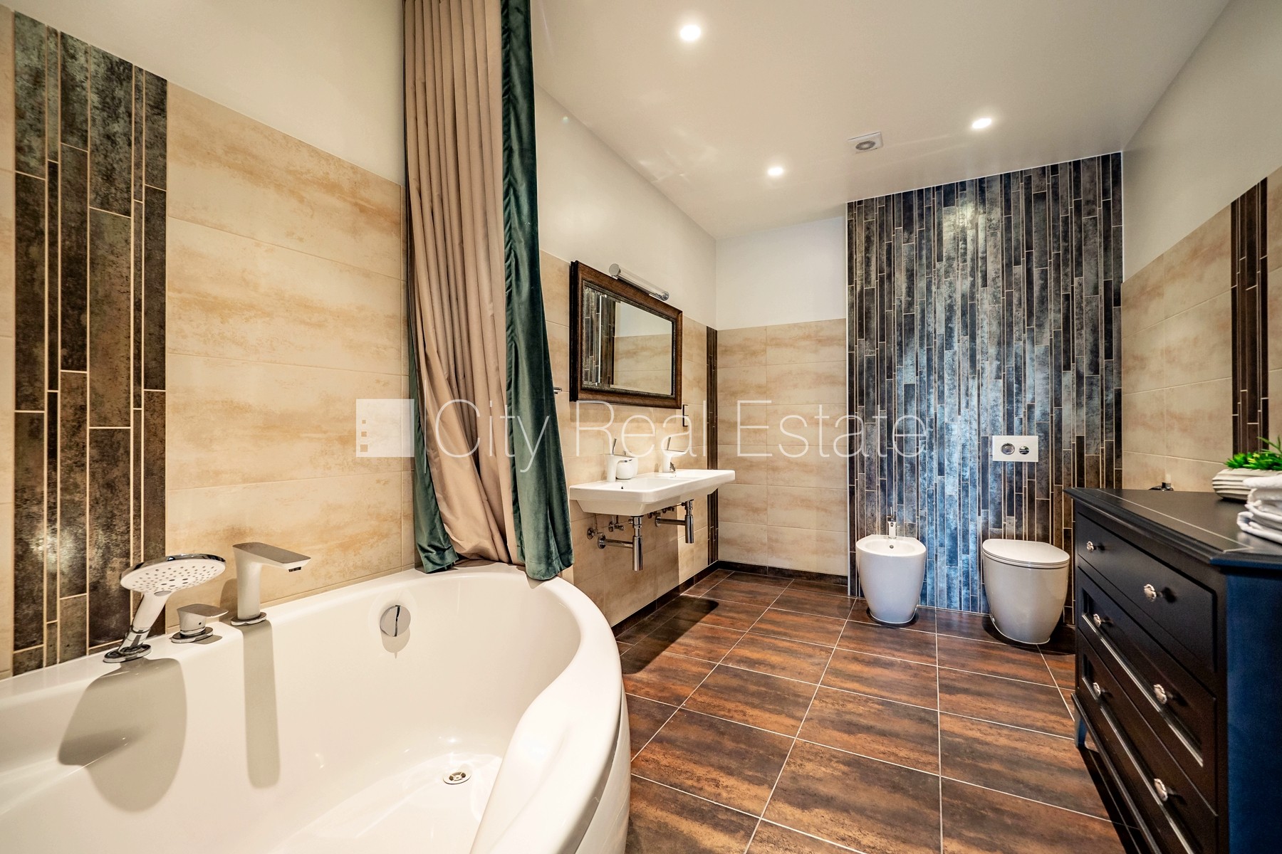 Объявление. Проект - Amatas 1 (Аматас 1), новостройка, благоустроенный озеленённый двор, подземная стоянка, во Цена: 475000 EUR Foto #15