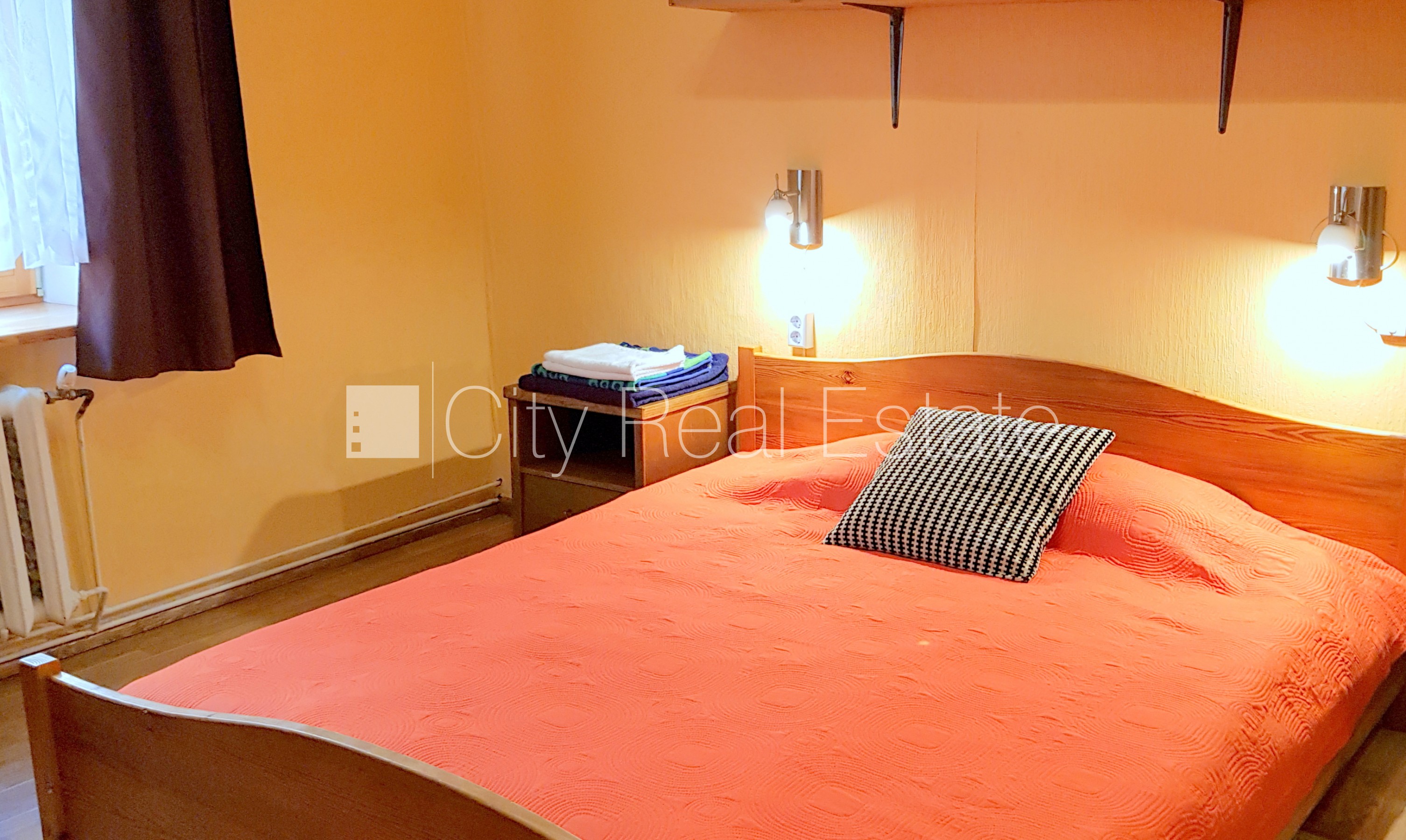 Sludinājumi. Pagalma māja, renovēta māja, slēgts pagalms, objektu apsargā fiziskā apsardze, ir lifts, kāpņu Cena: 750 EUR/mēn Foto #11