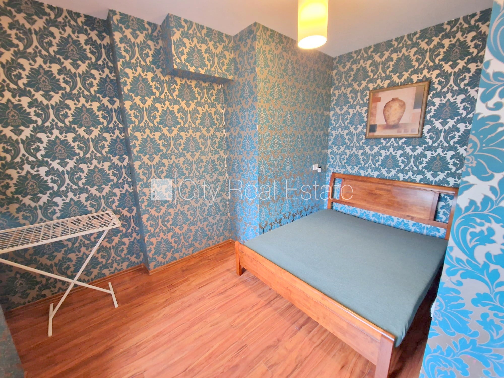 Sludinājumi. Projekts - Aleksandra Čaka 33, pagalma ēka, slēgts pagalms, ieeja no pagalma, kāpņu telpa pēc Cena: 420 EUR/mēn Foto #13