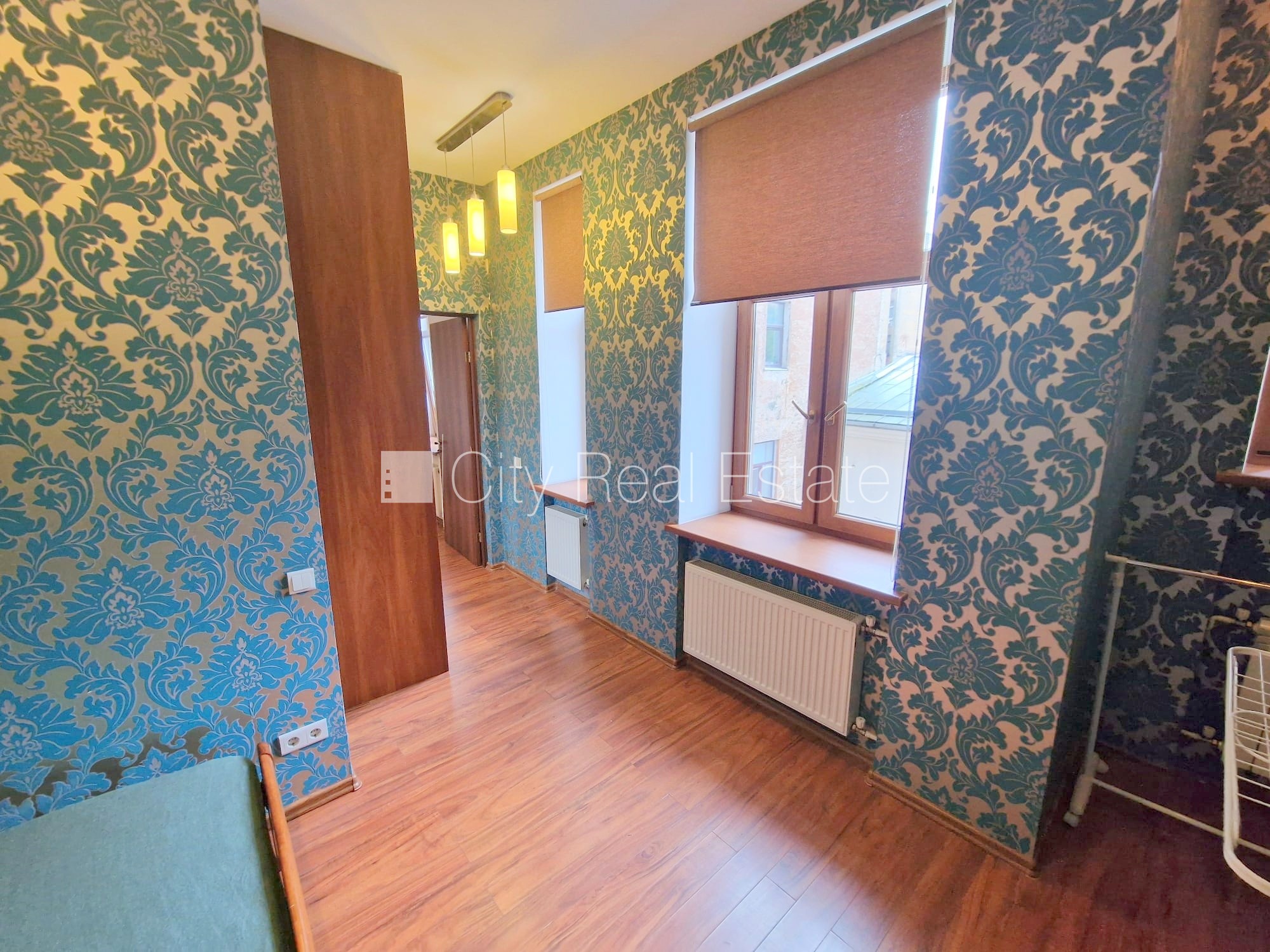 Sludinājumi. Projekts - Aleksandra Čaka 33, pagalma ēka, slēgts pagalms, ieeja no pagalma, kāpņu telpa pēc Cena: 420 EUR/mēn Foto #16