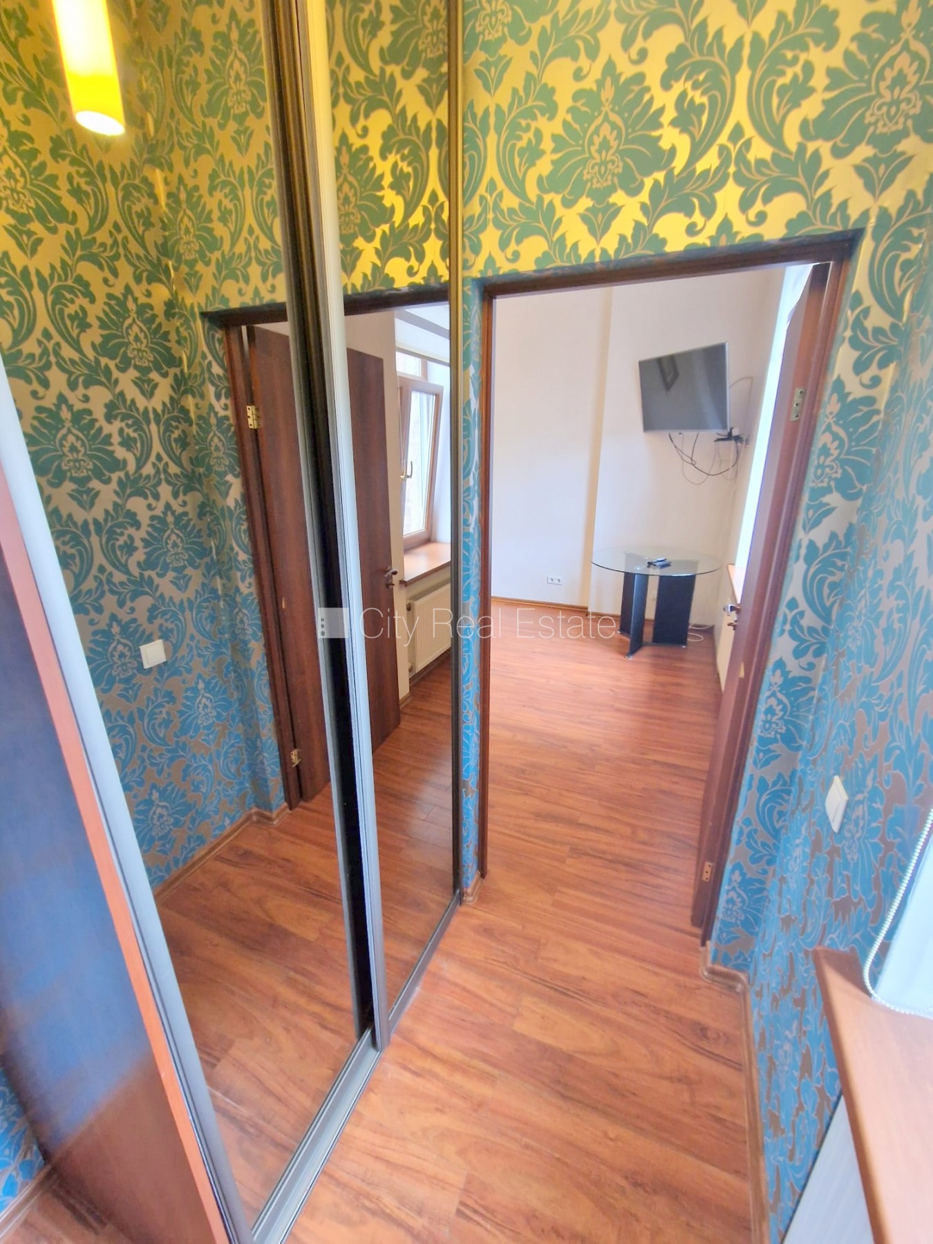 Sludinājumi. Projekts - Aleksandra Čaka 33, pagalma ēka, slēgts pagalms, ieeja no pagalma, kāpņu telpa pēc Cena: 420 EUR/mēn Foto #18