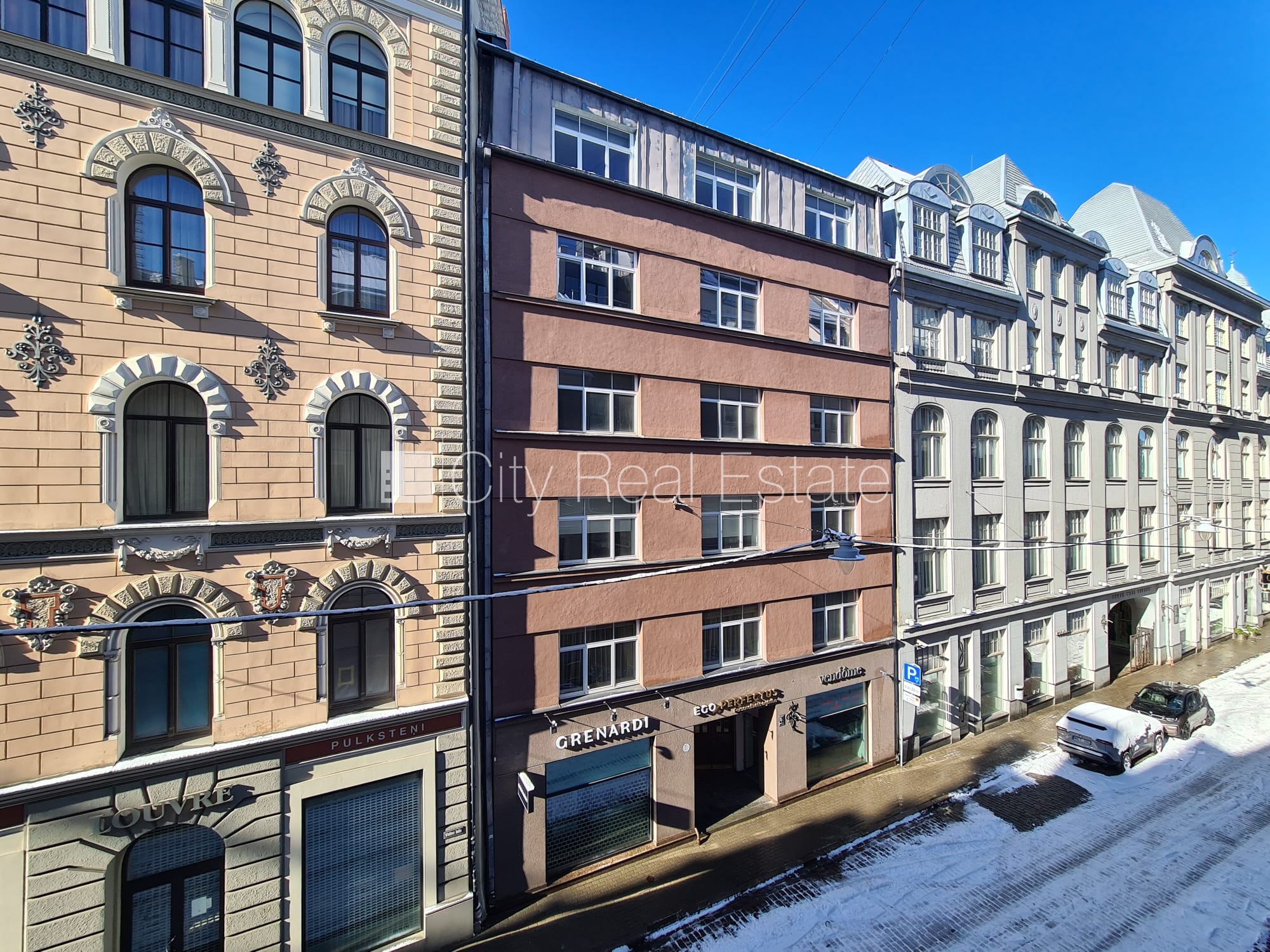 Объявление. Фасадный дом, реновированный дом, вход с улицы, лифт, лестничная клетка после капитального ремонта, Цена: 924 EUR/мес. Foto #14