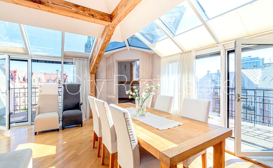 Sludinājumi. Zeme īpašumā, fasādes māja, renovēta māja, labiekārtota apzaļumota teritorija, bruģēts Cena: 595000 EUR Foto #4