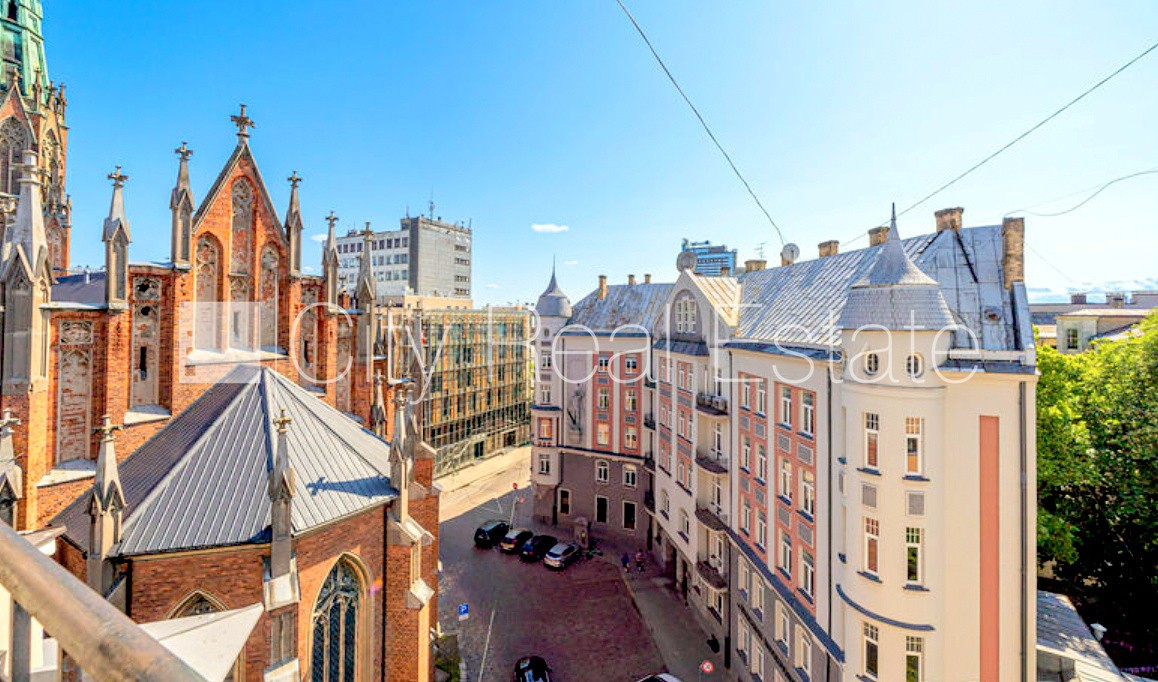 Sludinājumi. Zeme īpašumā, fasādes māja, renovēta māja, labiekārtota apzaļumota teritorija, bruģēts Cena: 595000 EUR Foto #6