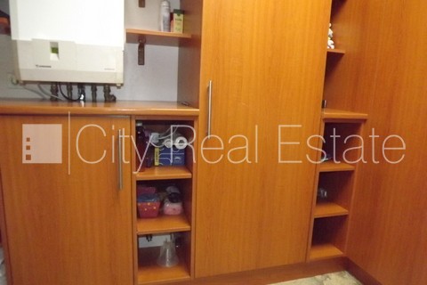 Sludinājumi. Zeme īpašumā, fasādes māja, renovēta māja, labiekārtota apzaļumota teritorija, bruģēts Cena: 595000 EUR Foto #17