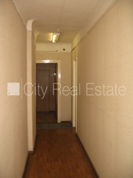 Sludinājumi. Fasādes māja, šīfera jumta segums, labiekārtots apzaļumots pagalms, iežogota teritorija, iežogota Cena: 380000 EUR Foto #15