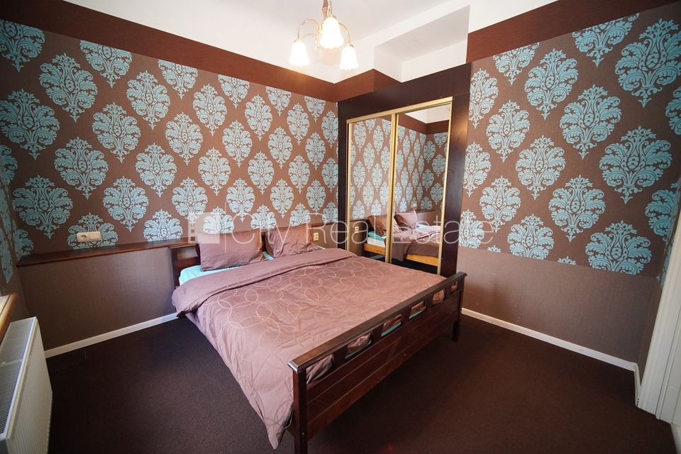 Sludinājumi. Fasādes māja, renovēta māja, ieeja no ielas, ir lifts, kāpņu telpa pēc kosmētiskā remonta, balkons, Cena: 600 EUR/mēn Foto #16