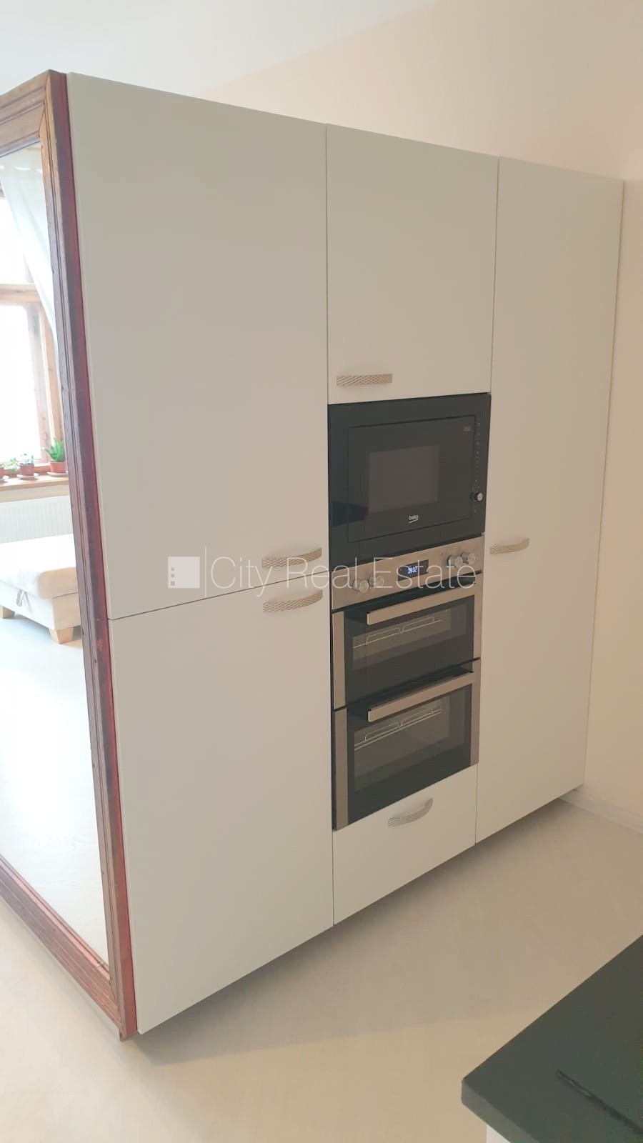 Sludinājumi. Fasādes māja, renovēta māja, ieeja no ielas, ir lifts, kāpņu telpa pēc kosmētiskā remonta, balkons, Cena: 600 EUR/mēn Foto #13