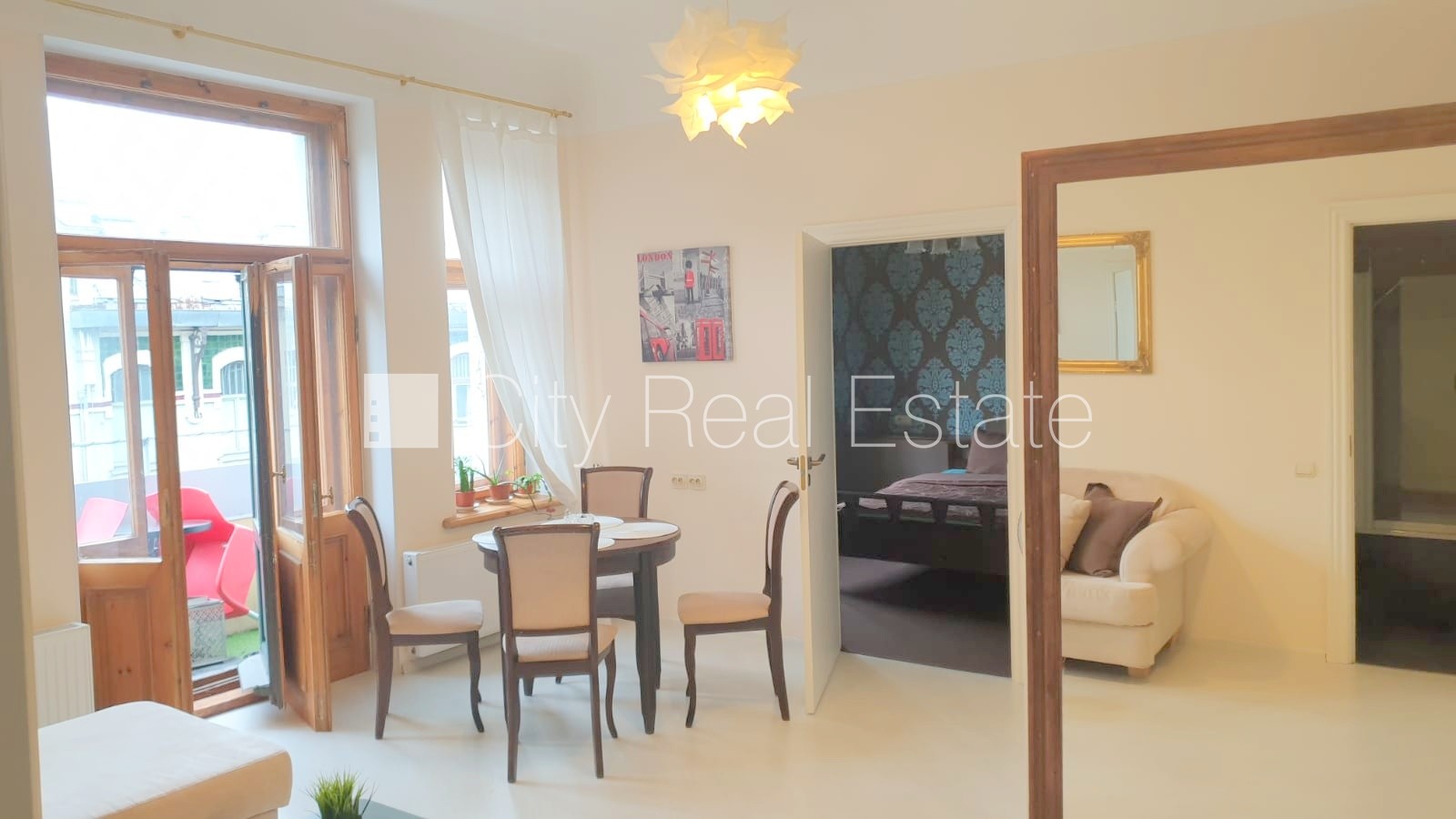 Sludinājumi. Fasādes māja, renovēta māja, ieeja no ielas, ir lifts, kāpņu telpa pēc kosmētiskā remonta, balkons, Cena: 600 EUR/mēn Foto #6