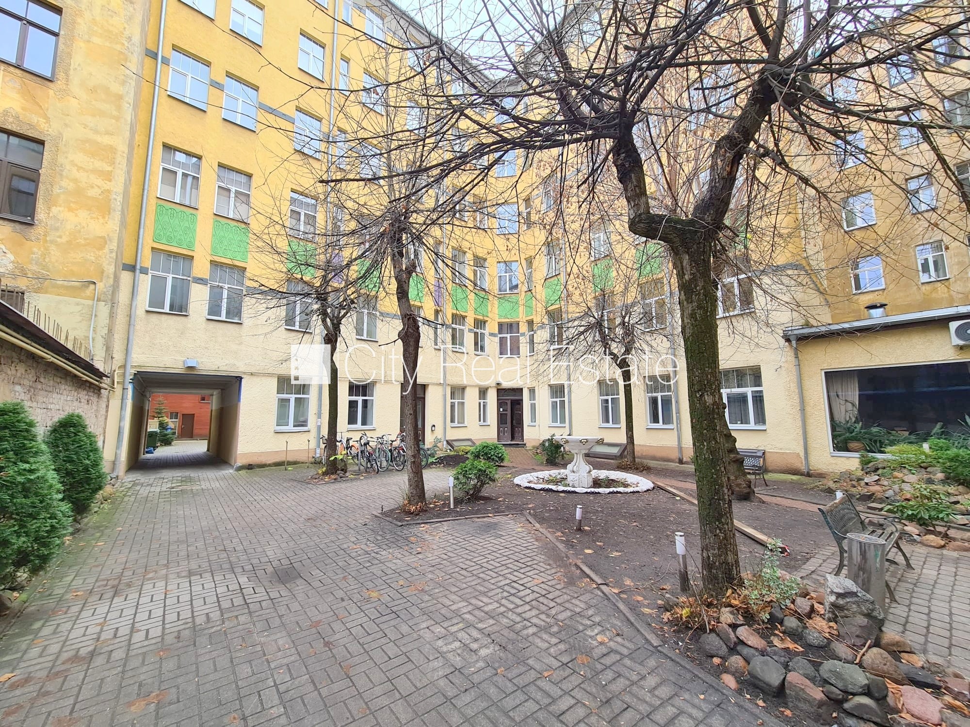 Sludinājumi. Projekts - Matīsa 38, pagalma māja, renovēta māja, slēgts pagalms, ieeja no ielas un pagalma, kāpņu Cena: 350 EUR/mēn Foto #16