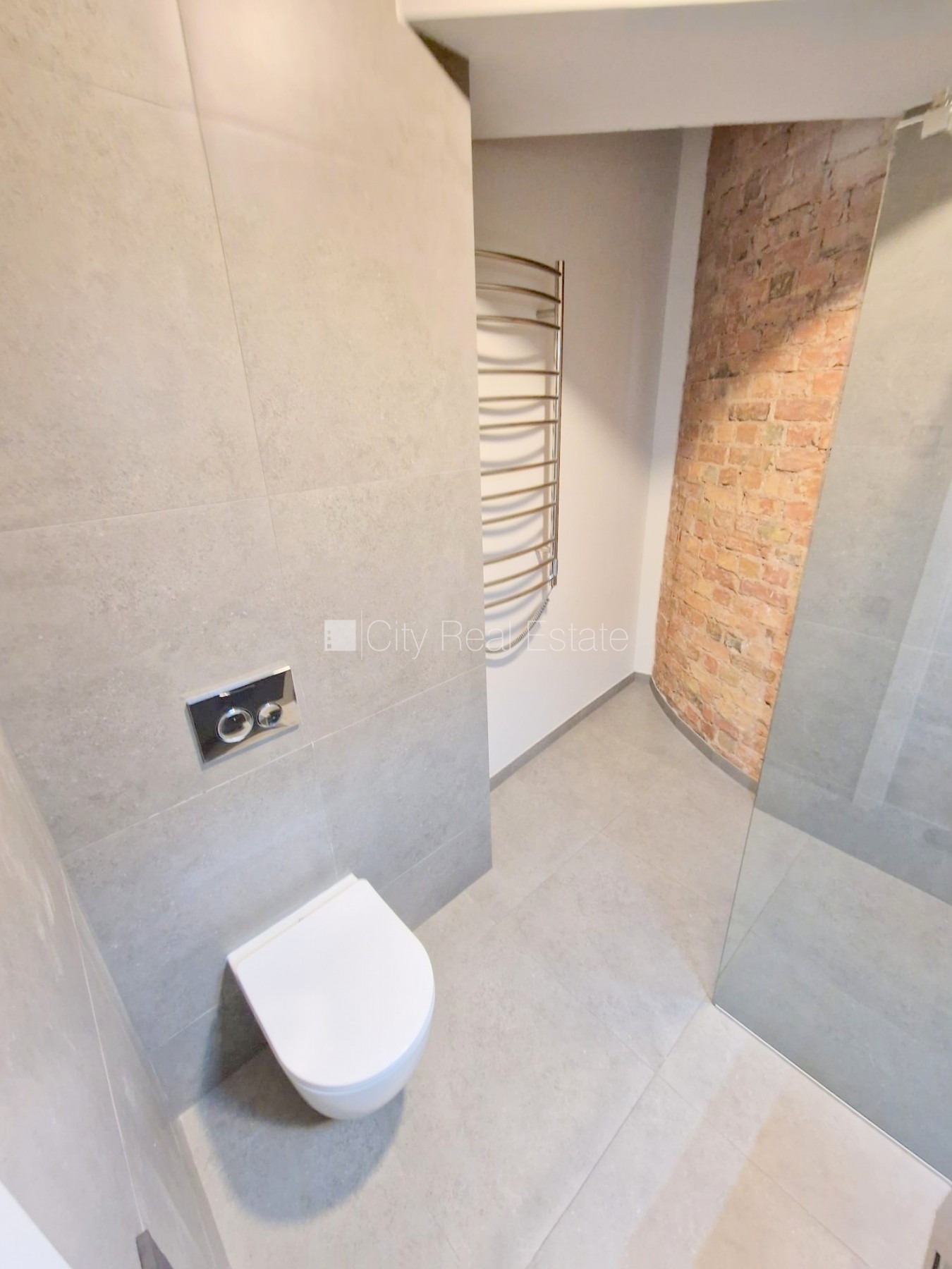 Sludinājumi. Projekts - Matīsa 38, pagalma māja, renovēta māja, slēgts pagalms, ieeja no ielas un pagalma, kāpņu Cena: 350 EUR/mēn Foto #12