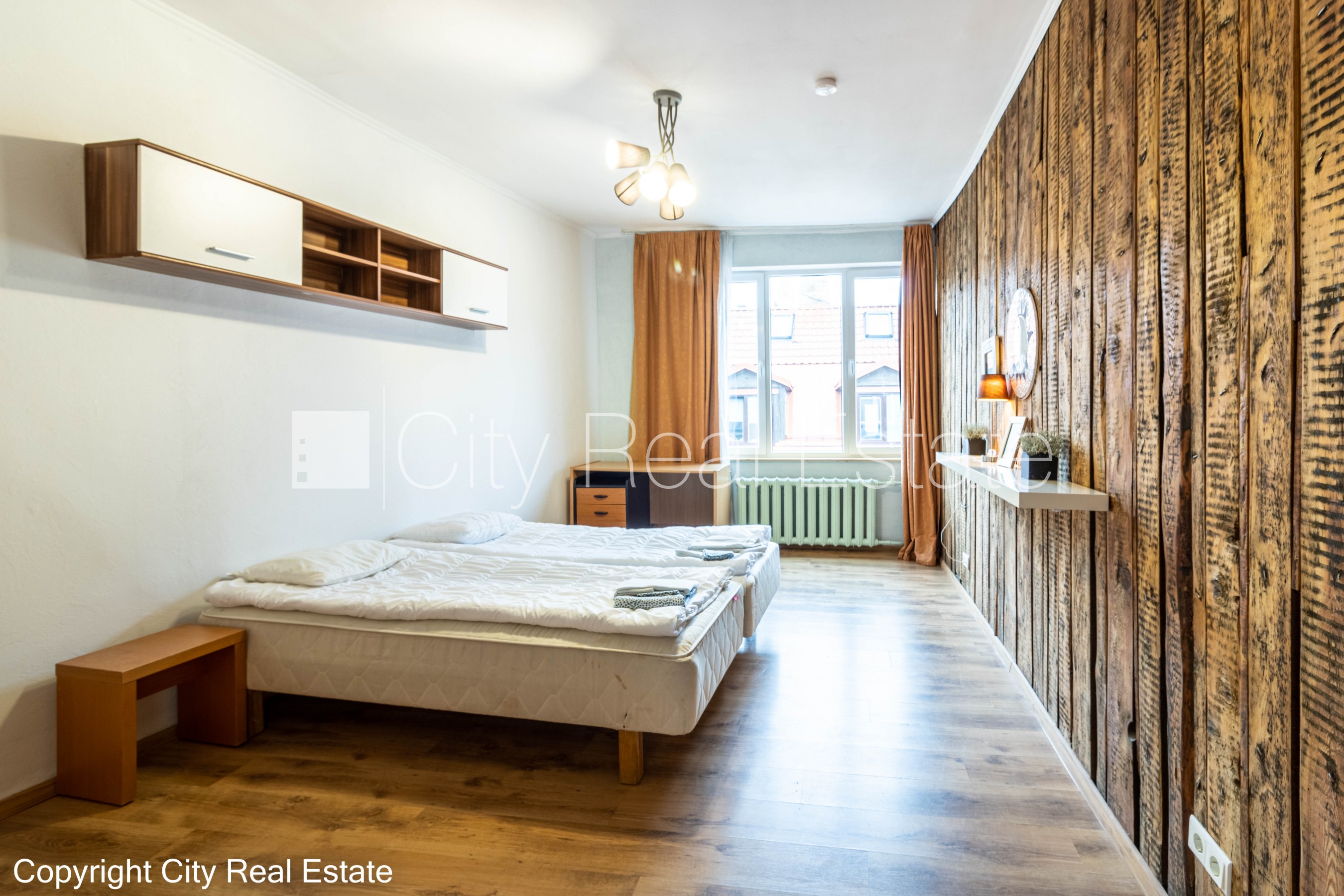 Sludinājumi. Fasādes māja, renovēta māja, ķieģeļu mūra sienas, kāpņu telpa pēc kosmētiskā remonta, plašs skats Cena: 146000 EUR Foto #5