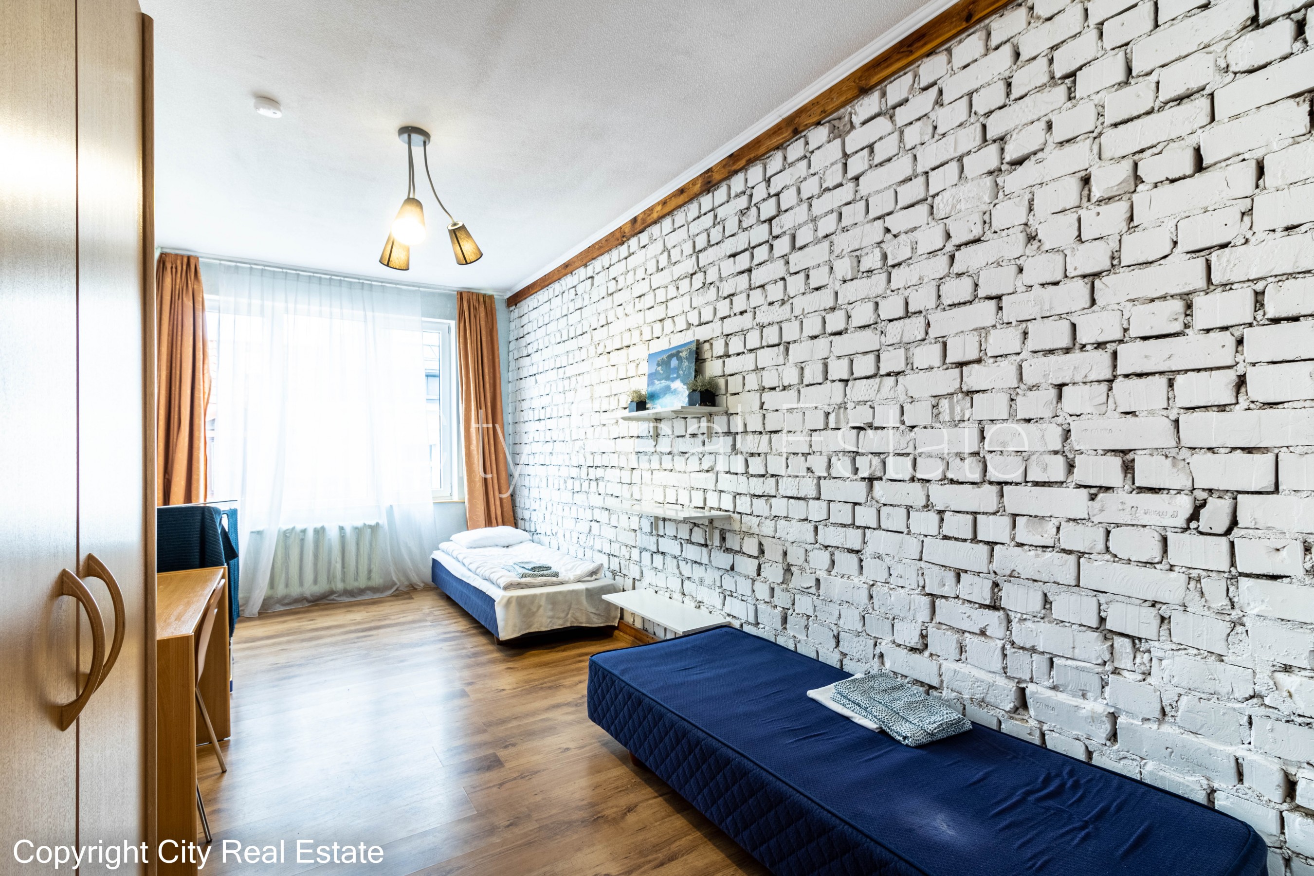 Sludinājumi. Fasādes māja, renovēta māja, ķieģeļu mūra sienas, kāpņu telpa pēc kosmētiskā remonta, plašs skats Cena: 146000 EUR Foto #8