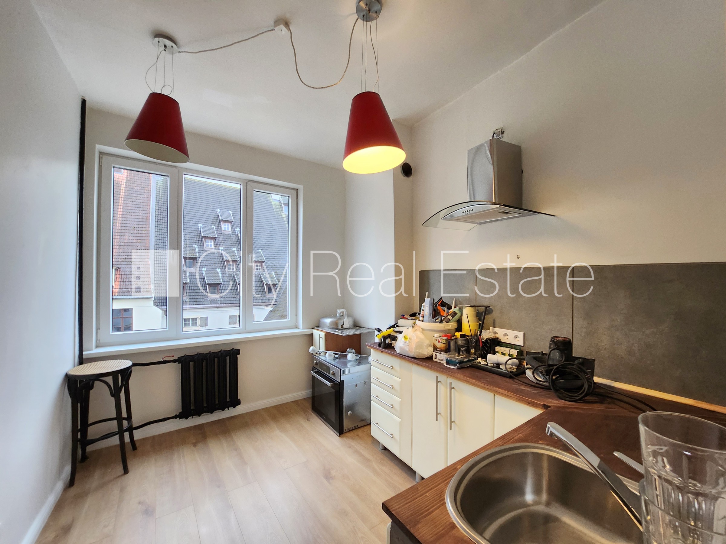 Sludinājumi. Fasādes māja, renovēta māja, bruģēts piebraucamais ceļš, viena istaba caurstaigājama, virtuve, Cena: 117000 EUR Foto #9