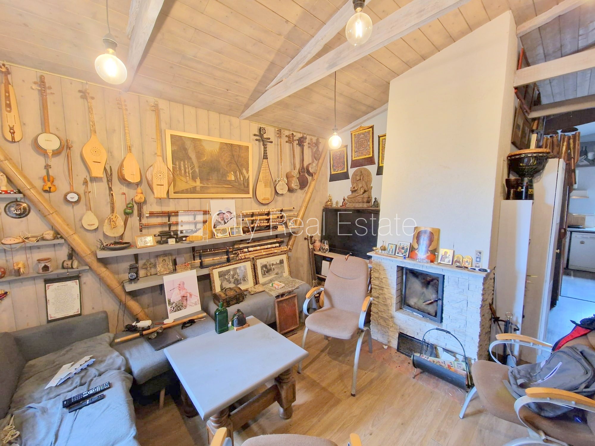 Sludinājumi. Fasādes māja, renovēta māja, slēgts pagalms, iežogota teritorija, vieta automašīnai, ieeja no Cena: 1200 EUR/mēn Foto #2