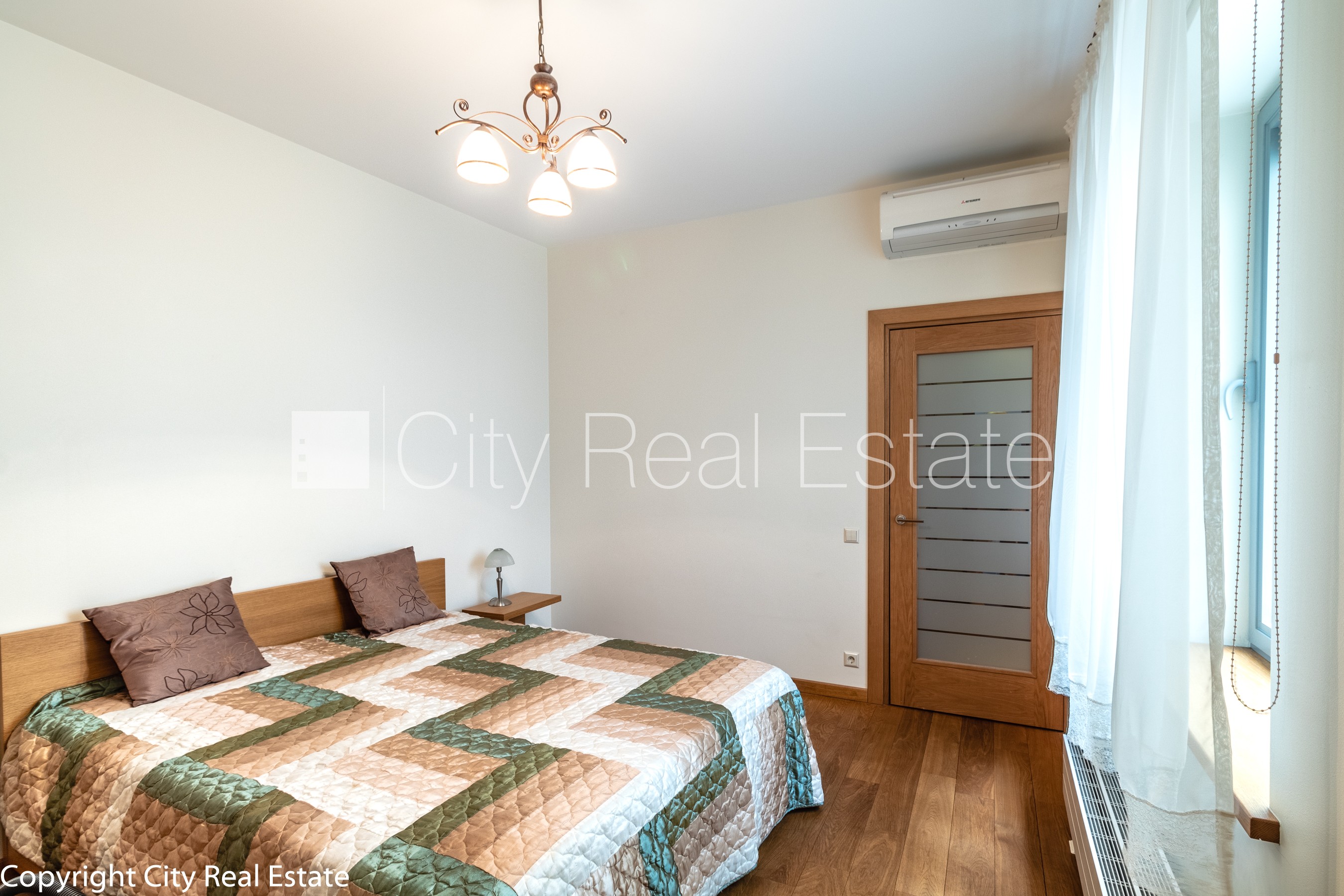 Sludinājumi. Zeme īpašumā, jaunceltne, fasādes māja, bruģēts piebraucamais ceļš, ieeja no ielas, luksuss Cena: 302000 EUR Foto #6