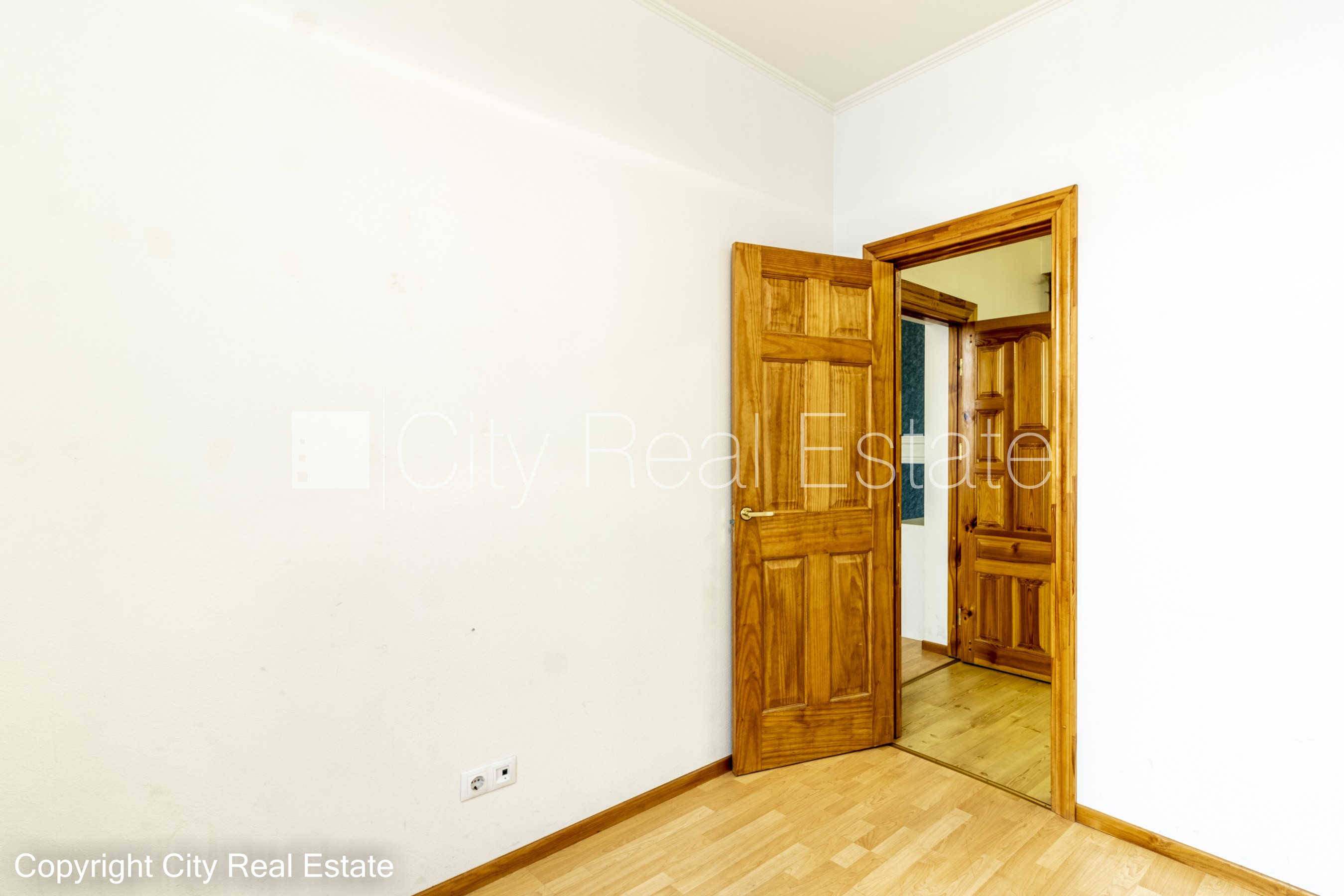 Sludinājumi. Projekts - Krišjāņa Valdemāra 39, pagalma ēka, vieta automašīnai, ieeja no pagalma, kāpņu telpa pēc Cena: 157000 EUR Foto #12