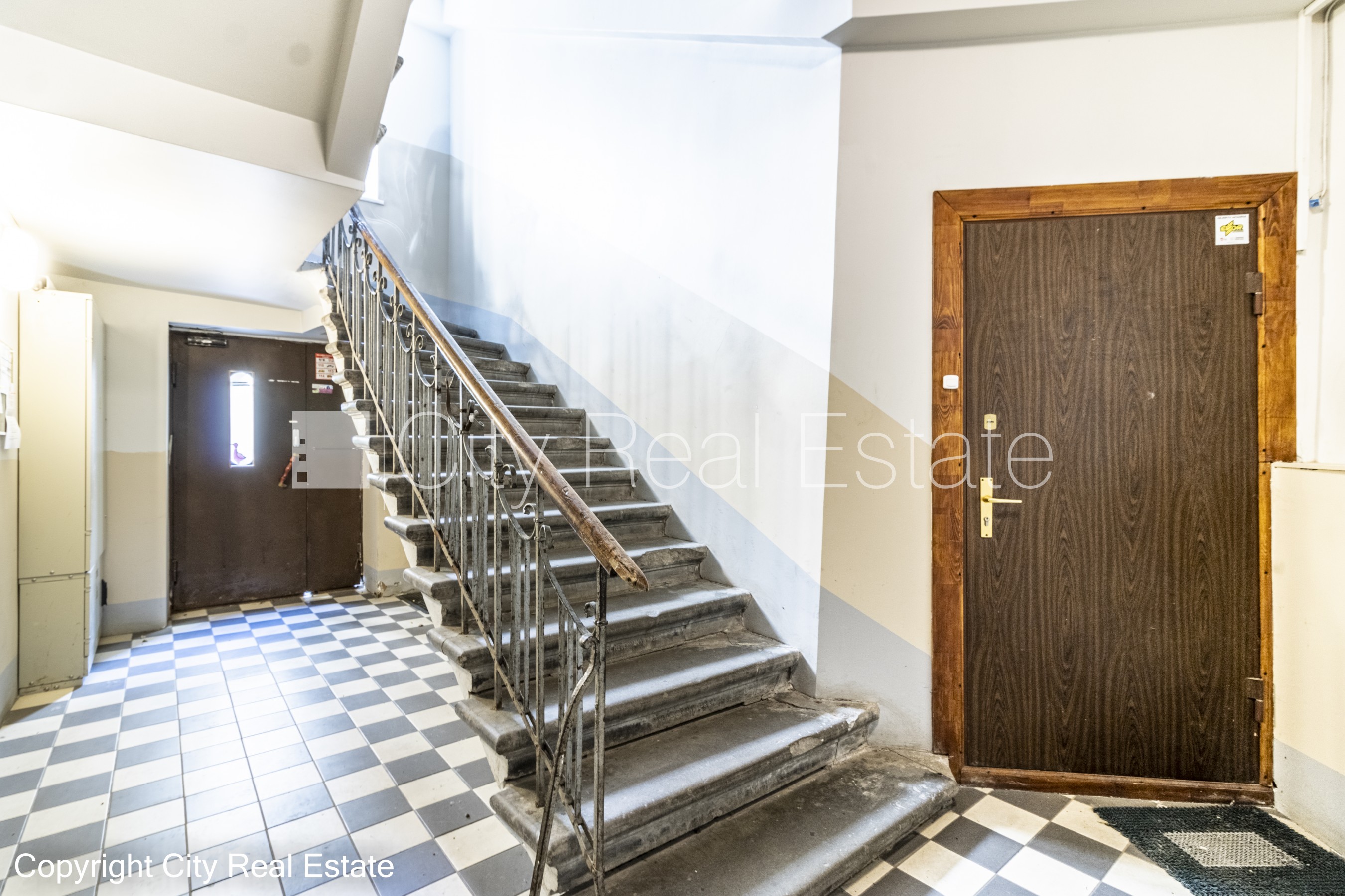 Sludinājumi. Projekts - Krišjāņa Valdemāra 39, pagalma ēka, vieta automašīnai, ieeja no pagalma, kāpņu telpa pēc Cena: 157000 EUR Foto #24