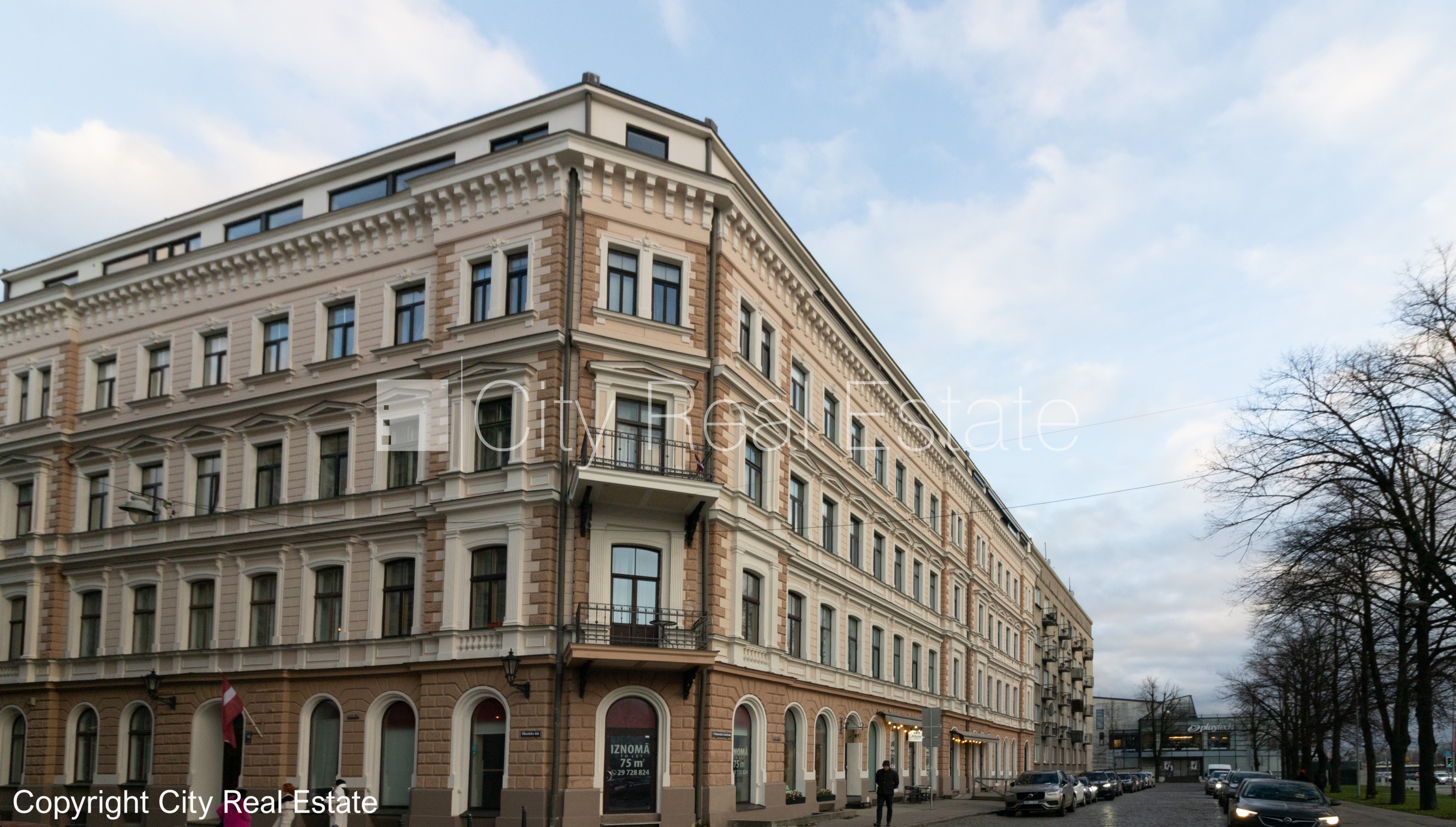 Sludinājumi. Fasādes māja, ieeja no ielas, logi vērsti mājas abās pusēs, viena istaba izolēta, viesistaba 18.6 Cena: 127500 EUR Foto #25