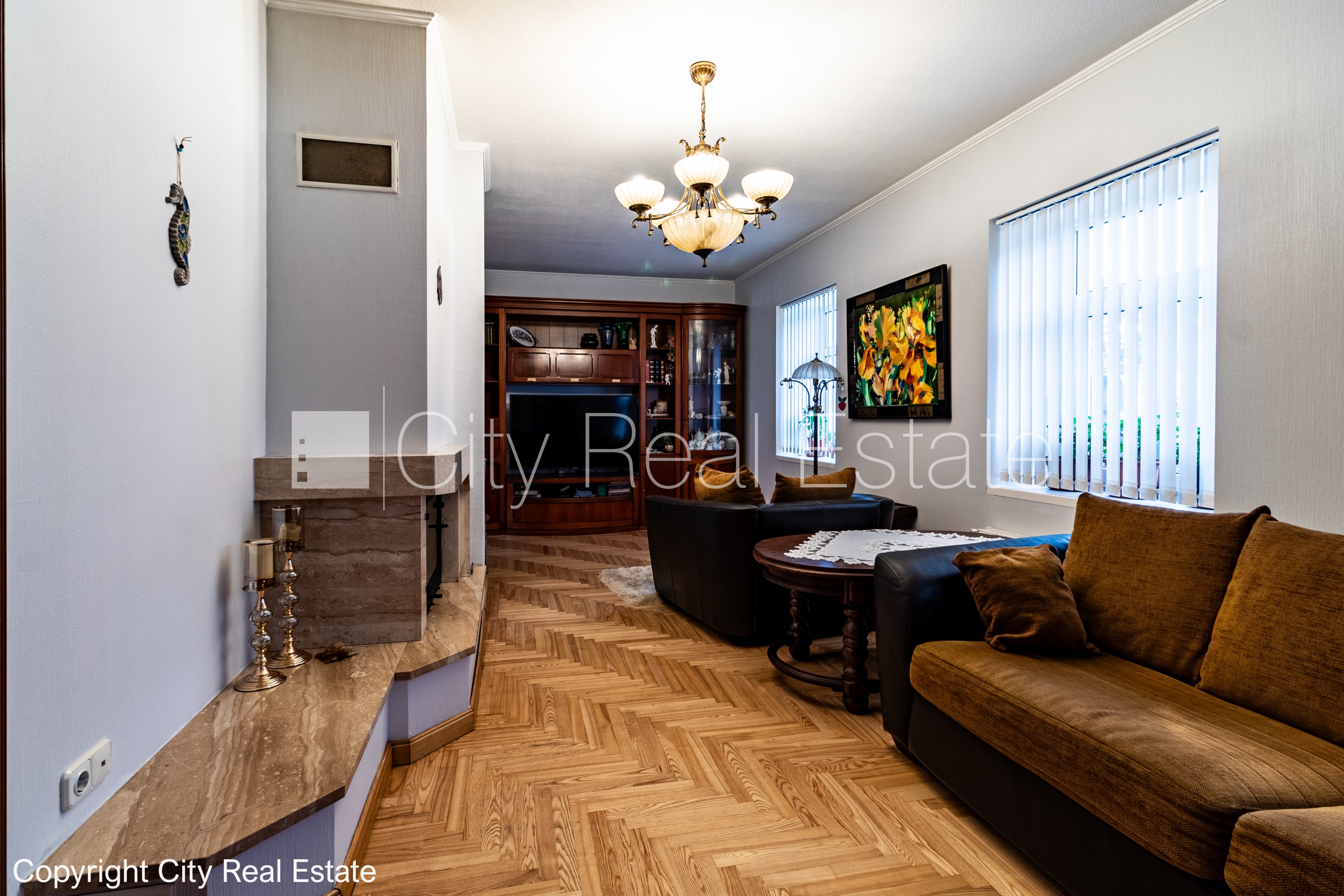 Sludinājumi. Renovēta māja, keramzīta bloku sienas, labiekārtota apzaļumota teritorija, iežogota teritorija ar Cena: 690000 EUR Foto #23