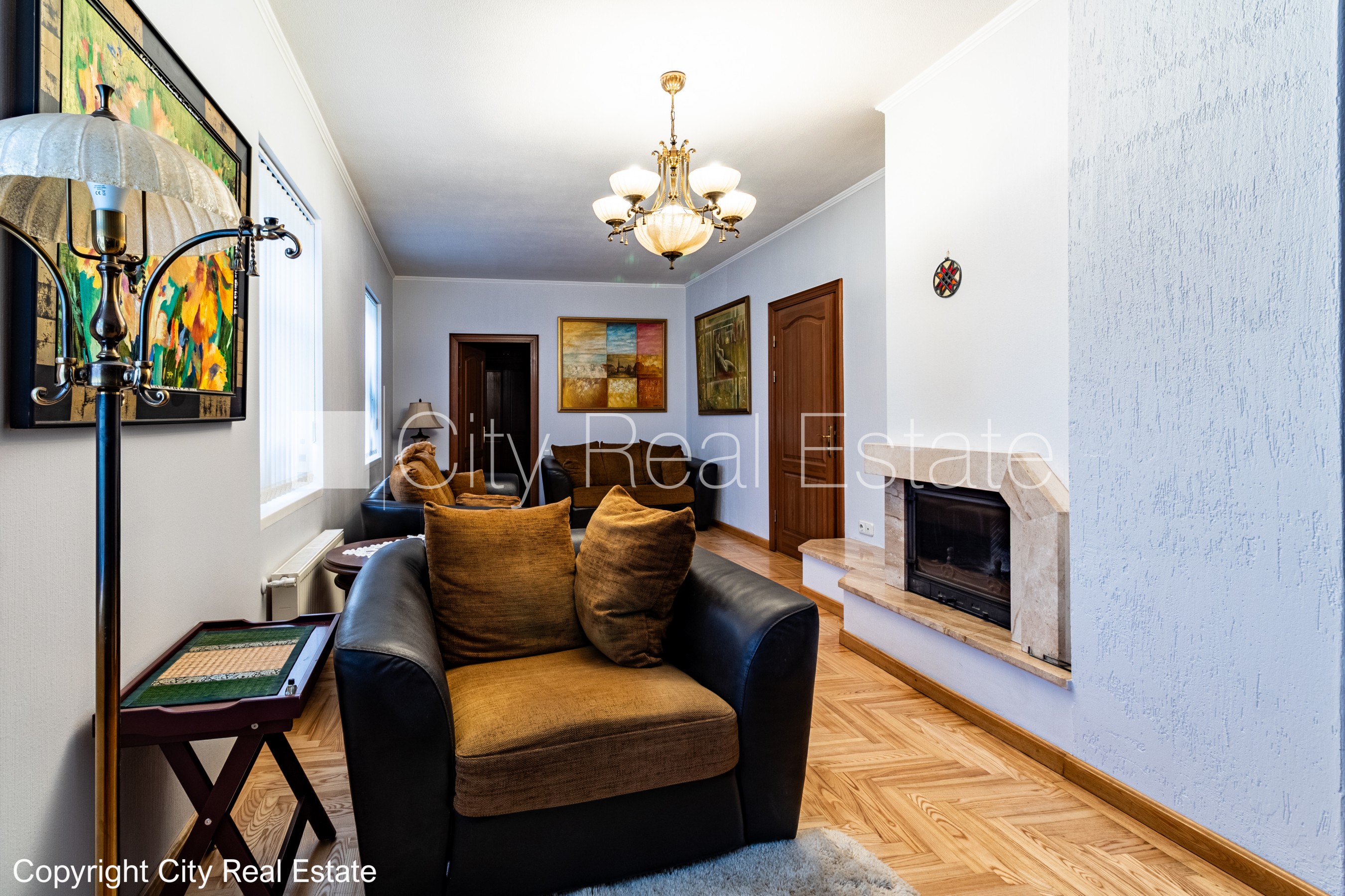 Sludinājumi. Renovēta māja, keramzīta bloku sienas, labiekārtota apzaļumota teritorija, iežogota teritorija ar Cena: 690000 EUR Foto #24