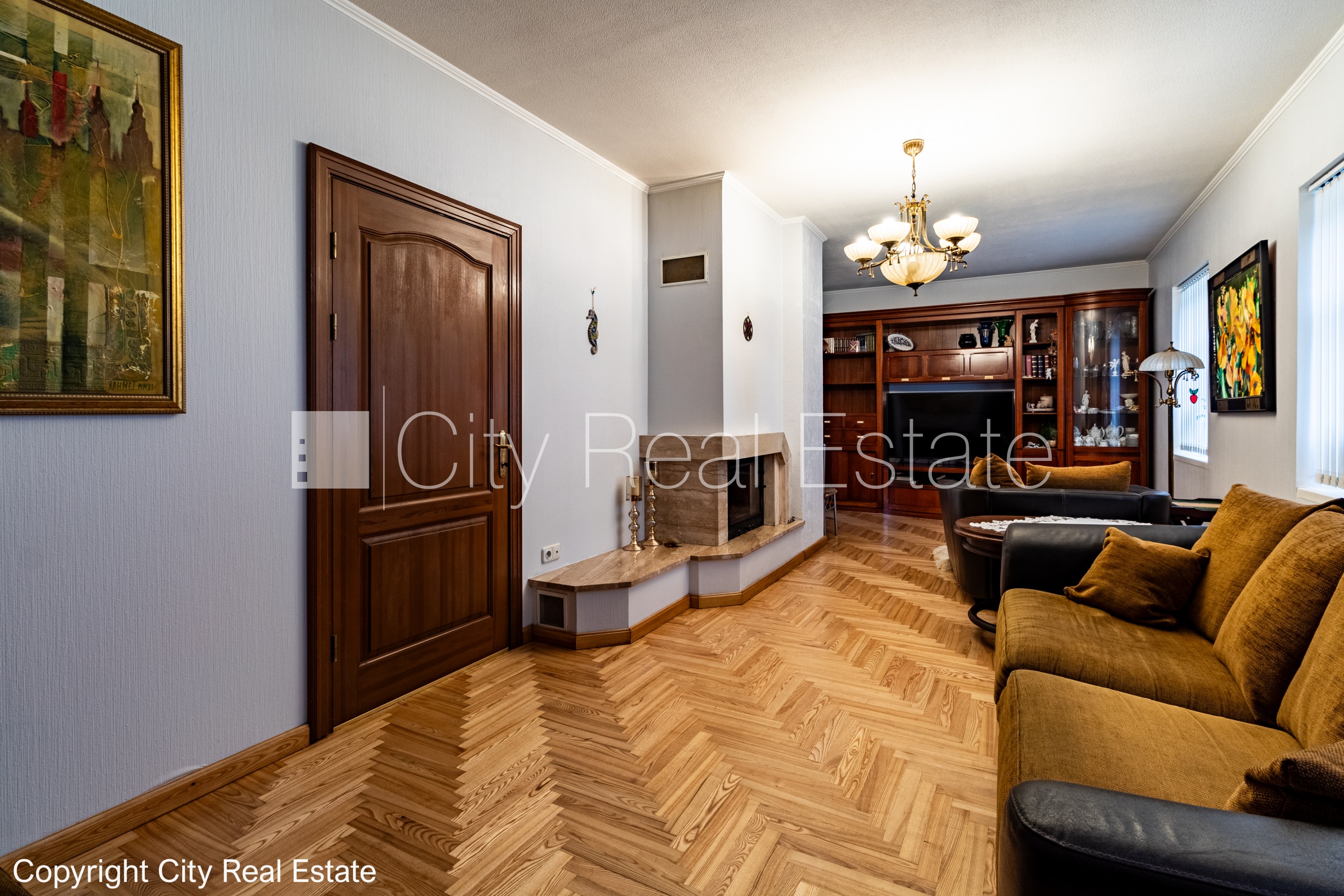 Sludinājumi. Renovēta māja, keramzīta bloku sienas, labiekārtota apzaļumota teritorija, iežogota teritorija ar Cena: 690000 EUR Foto #25