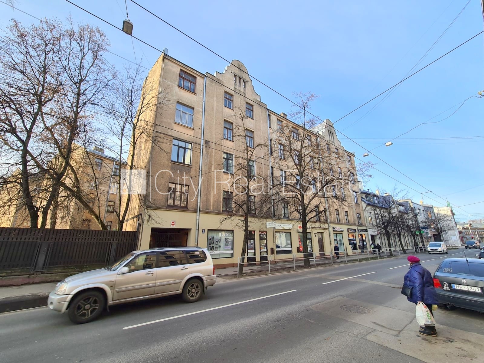 Sludinājumi. Pagalma ēka, slēgts pagalms, ieeja no pagalma, logi vērsti uz pagalma pusi, viena istaba izolēta, Cena: 170 EUR/mēn Foto #17