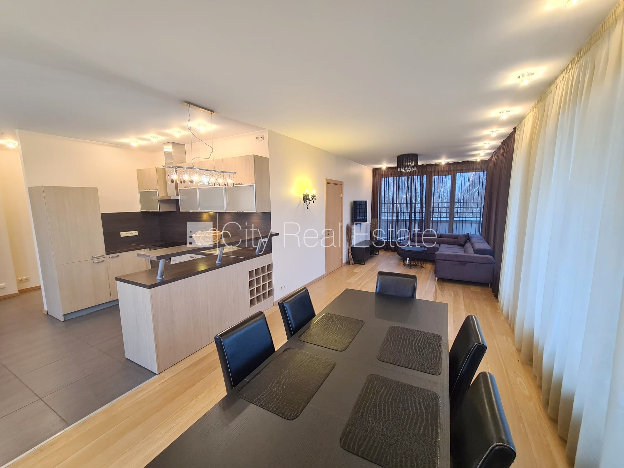 Sludinājumi. Projekts - Saules Pils, zeme īpašumā, jaunceltne, labiekārtota apzaļumota teritorija, vieta Cena: 155000 EUR Foto #2