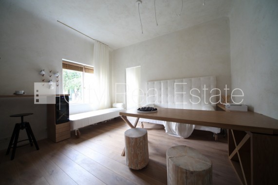 Sludinājumi. Fasādes māja, dzīvokļu skaits ēkā  12 gab., mainīts Jumta segums, labiekārtota apzaļumota Cena: 89990 EUR Foto #12