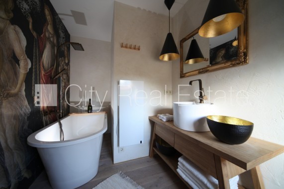 Sludinājumi. Fasādes māja, dzīvokļu skaits ēkā  12 gab., mainīts Jumta segums, labiekārtota apzaļumota Cena: 89990 EUR Foto #23