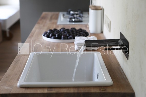 Sludinājumi. Fasādes māja, dzīvokļu skaits ēkā  12 gab., mainīts Jumta segums, labiekārtota apzaļumota Cena: 89990 EUR Foto #18