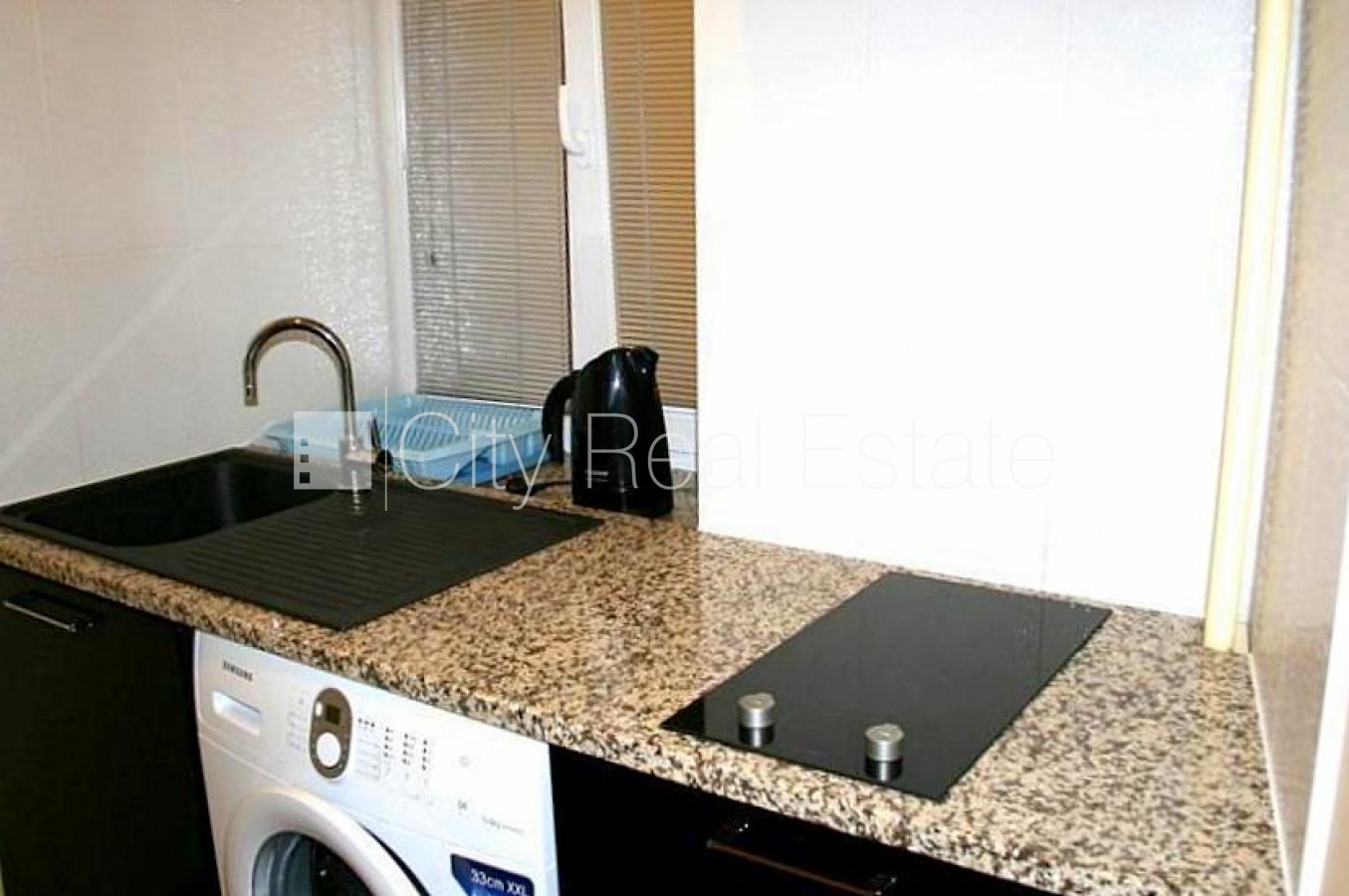 Sludinājumi. Projekts - Aleksandra Čaka 33, pagalma māja, renovēta māja, ieeja no pagalma, studio tipa, virtuve Cena: 420 EUR/mēn Foto #5