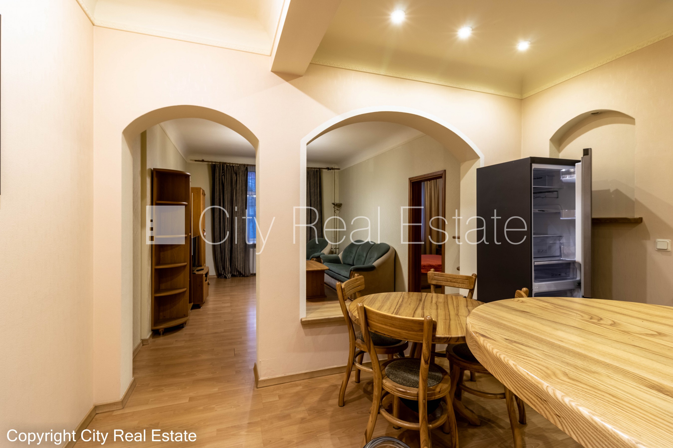 Sludinājumi. Pagalma māja, labiekārtota apzaļumota teritorija, ieeja no pagalma, guļamistabu skaits 1 gab., Cena: 600 EUR/mēn Foto #9