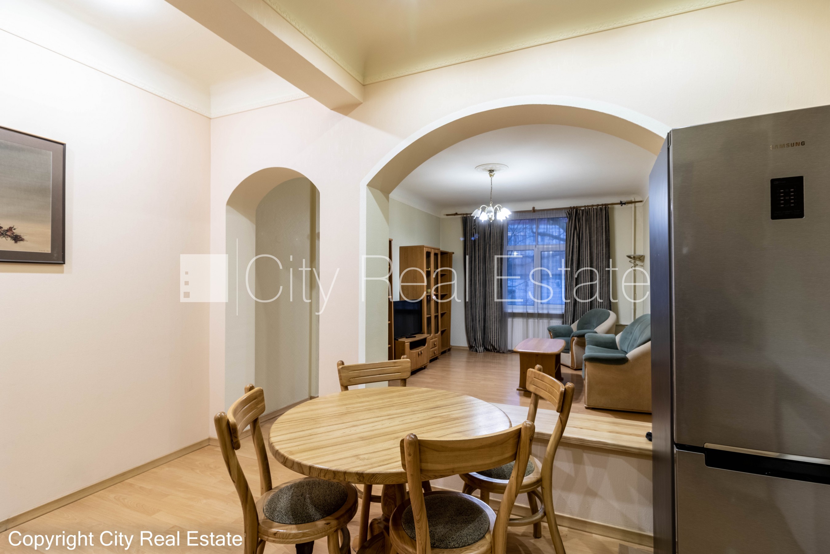 Sludinājumi. Pagalma māja, labiekārtota apzaļumota teritorija, ieeja no pagalma, guļamistabu skaits 1 gab., Cena: 600 EUR/mēn Foto #4