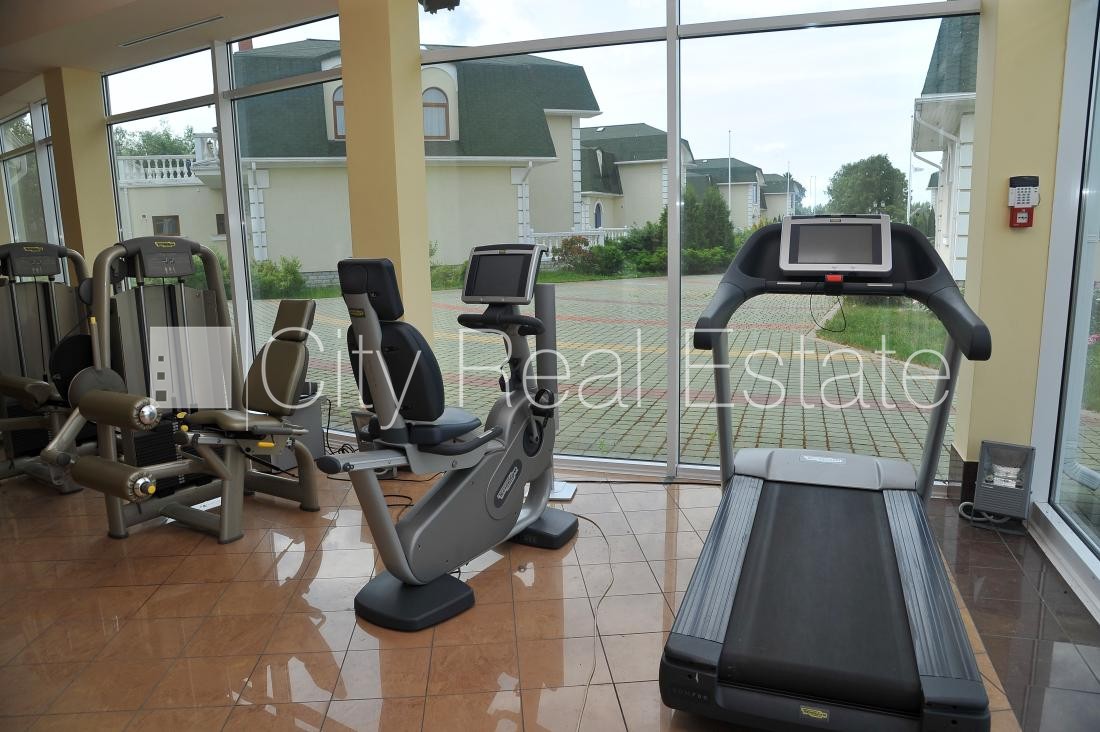 Sludinājumi. Slēgta teritorija, garāža vienai automašīnai, terase, guļamistabu skaits 3 gab., studio tipa, Cena: 295000 EUR Foto #22