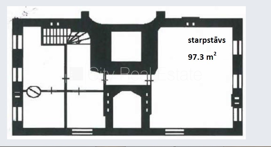 Объявление. Фасадный дом, реновированный дом, вход с улицы, окна выходят на улицу, система вентиляции воздуха, Цена: 3900 EUR/мес. Foto #5