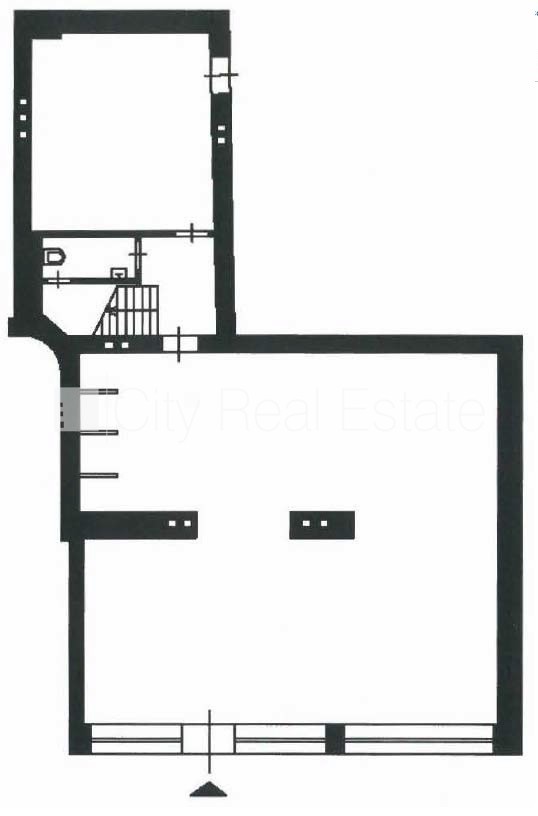 Объявление. Фасадный дом, реновированный дом, вход с улицы, окна выходят на улицу, система вентиляции воздуха, Цена: 3900 EUR/мес. Foto #4