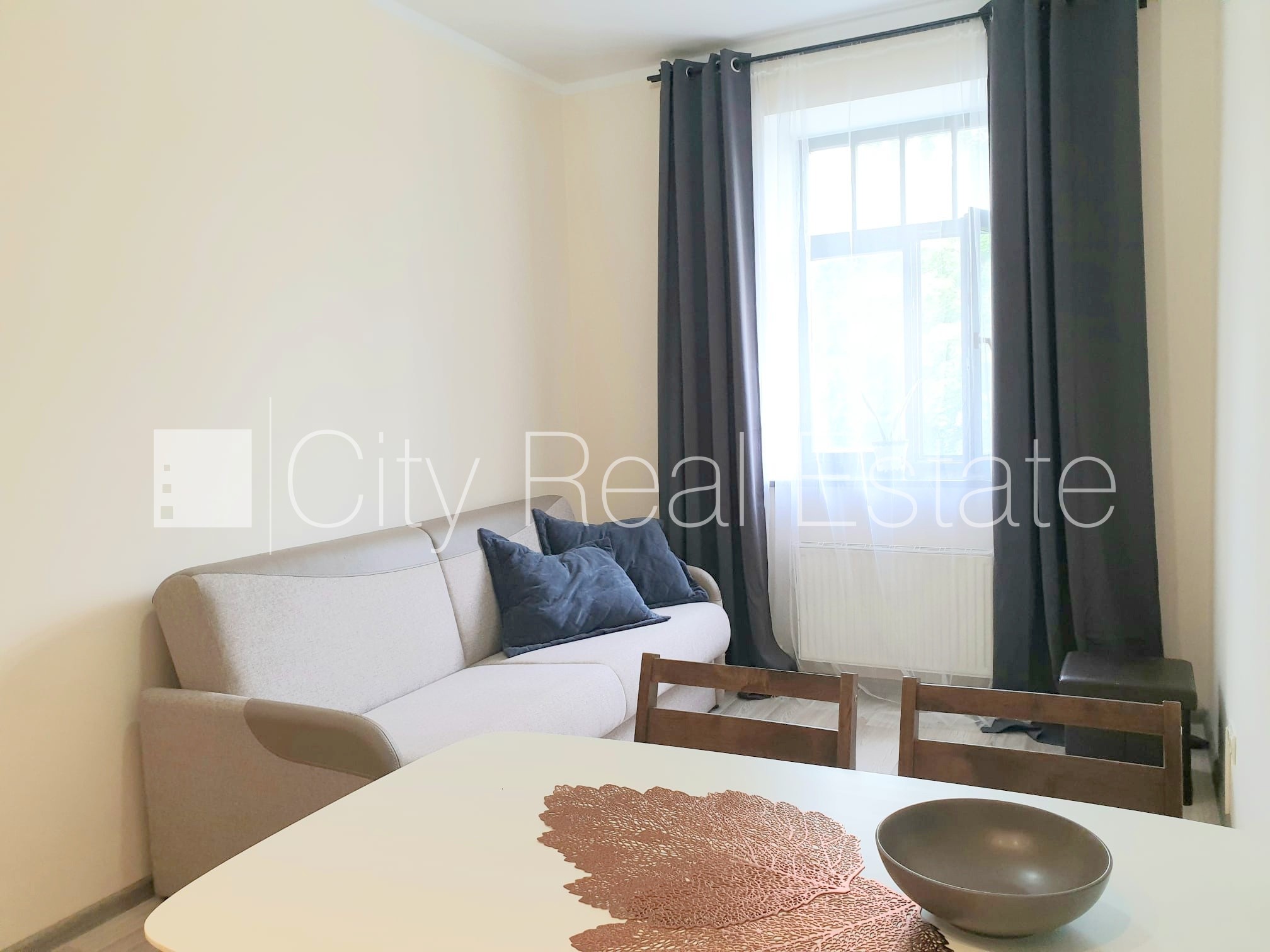 Sludinājumi. Projekts - Katoļu 9, fasādes māja, renovēta māja, labiekārtota apzaļumota teritorija, slēgts Cena: 450 EUR/mēn Foto #4