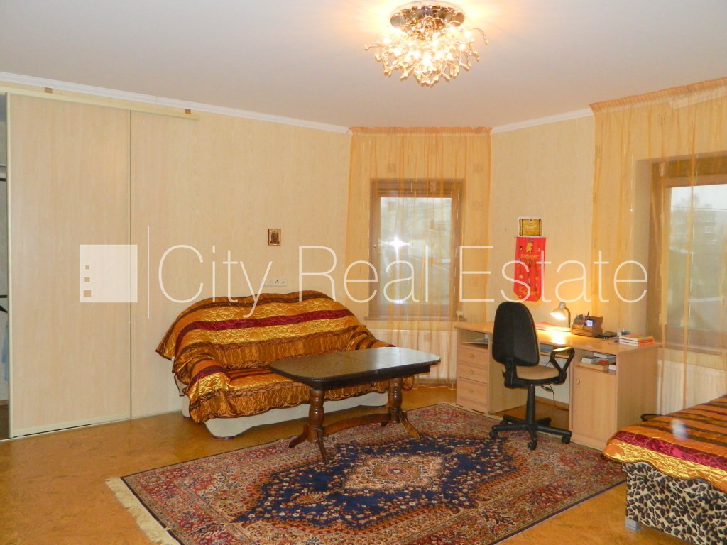 Sludinājumi. Privātmāja, jaunceltne, labiekārtota apzaļumota teritorija, teritorijas iebrauktuves vārti aprīkoti Cena: 345500 EUR Foto #10