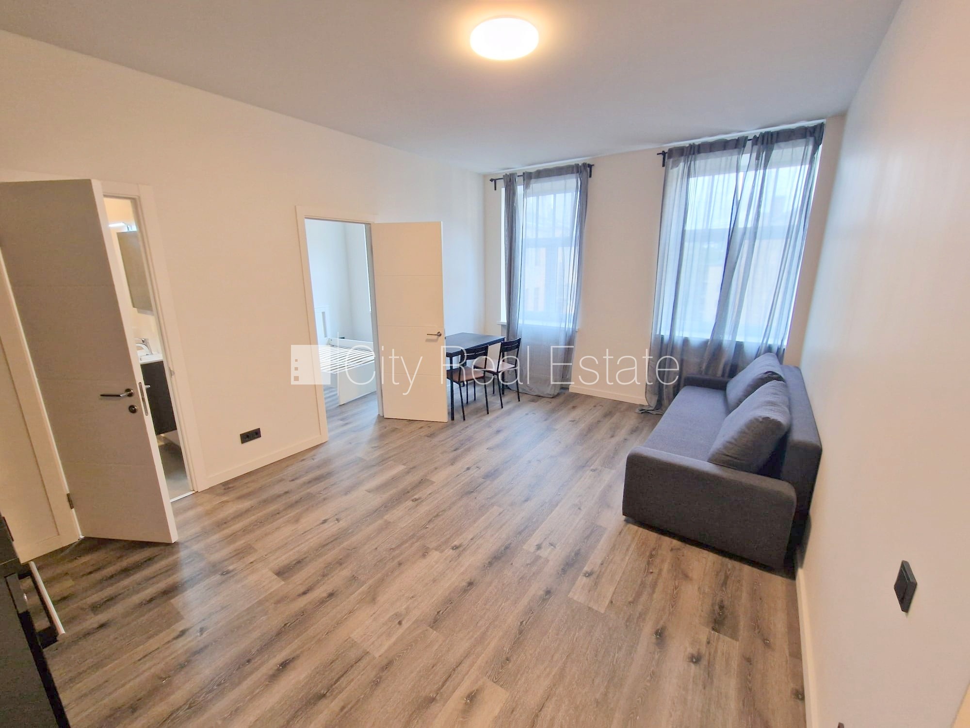 Sludinājumi. Projekts - Matīsa 38, pagalma ēka, renovēta māja, labiekārtots apzaļumots pagalms, slēgts pagalms, Cena: 500 EUR/mēn Foto #3