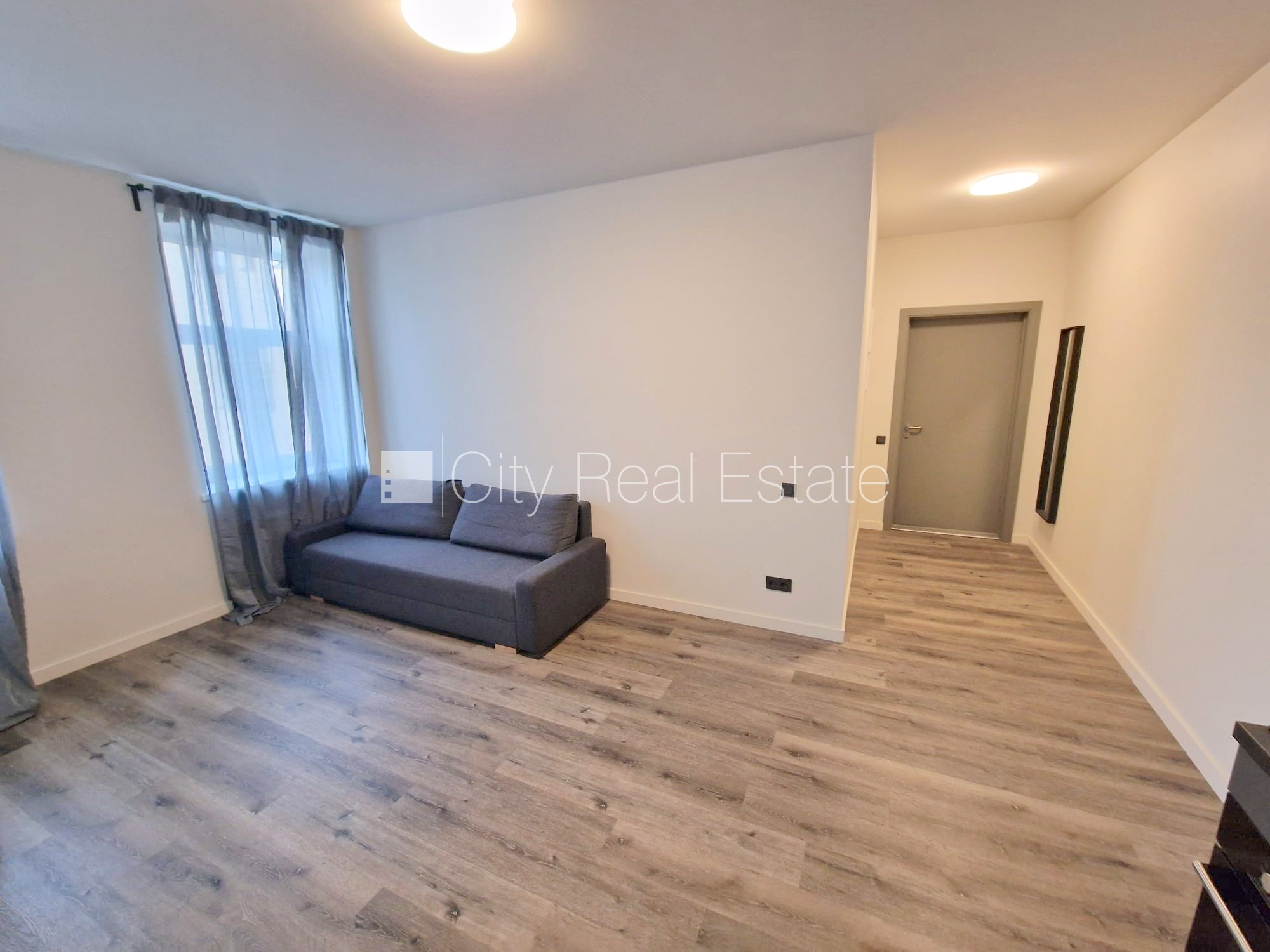 Sludinājumi. Projekts - Matīsa 38, pagalma ēka, renovēta māja, labiekārtots apzaļumots pagalms, slēgts pagalms, Cena: 500 EUR/mēn Foto #9