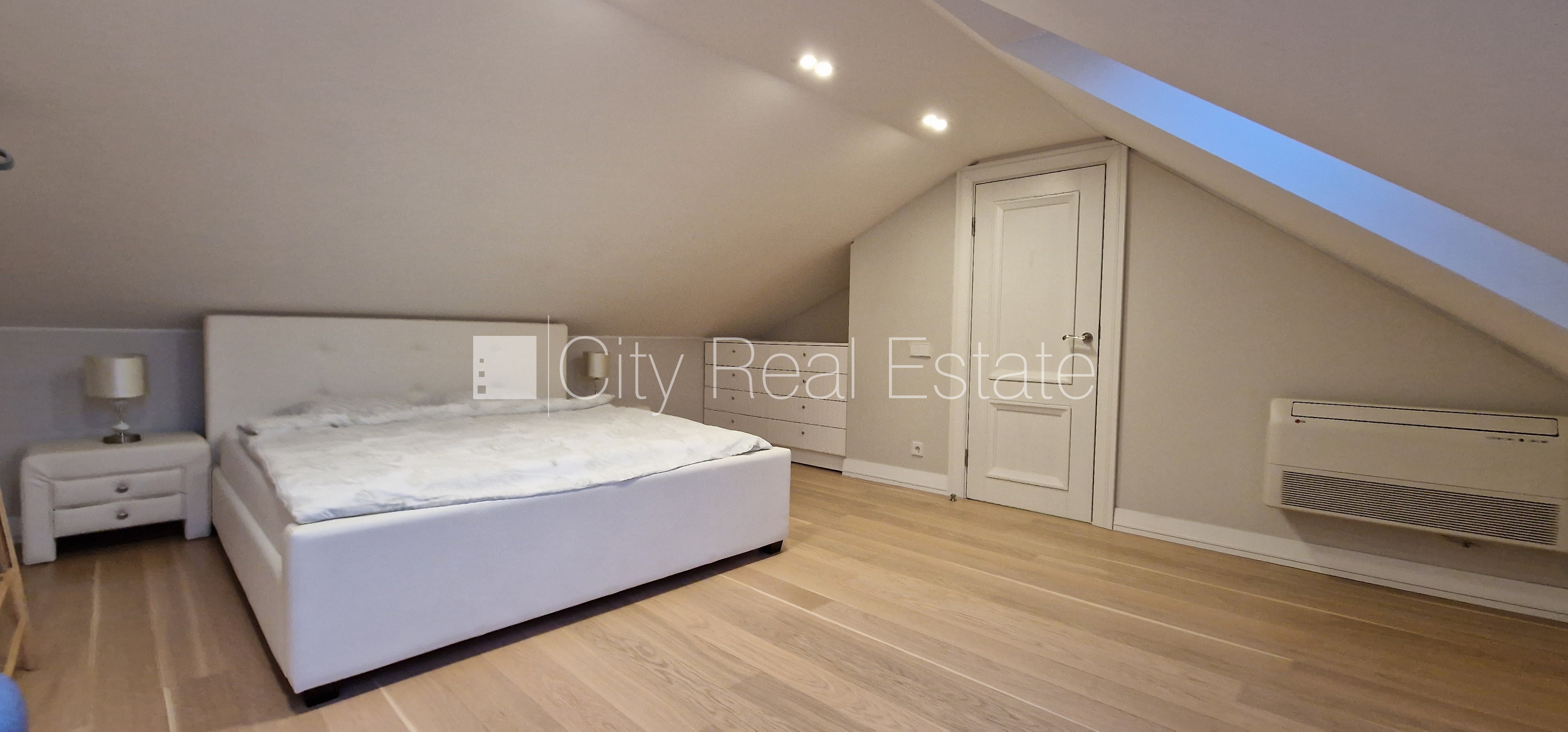 Sludinājumi. Projekts - Residence Lumiere, pārdodu priekšlīguma rezervāciju, fasādes māja, renovēta māja, Cena: 590000 EUR Foto #16