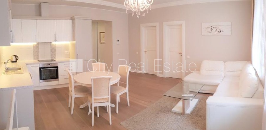 Sludinājumi. Projekts - Residence Lumiere, fasādes māja, renovēta māja, ieeja no ielas, luksuss apartamenti , ir Cena: 250000 EUR Foto #1