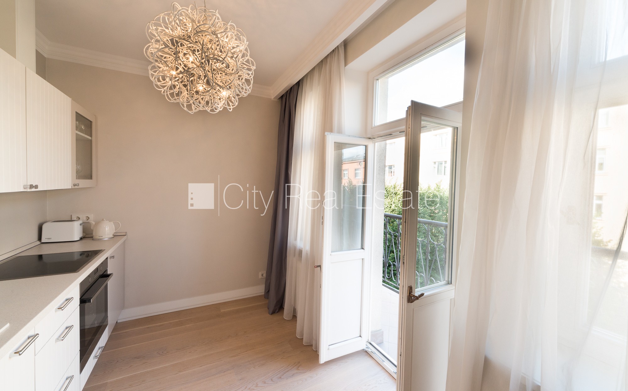 Sludinājumi. Projekts - Residence Lumiere, pārdodu priekšlīguma rezervāciju, zeme īpašumā, fasādes māja, Cena: 330000 EUR Foto #4