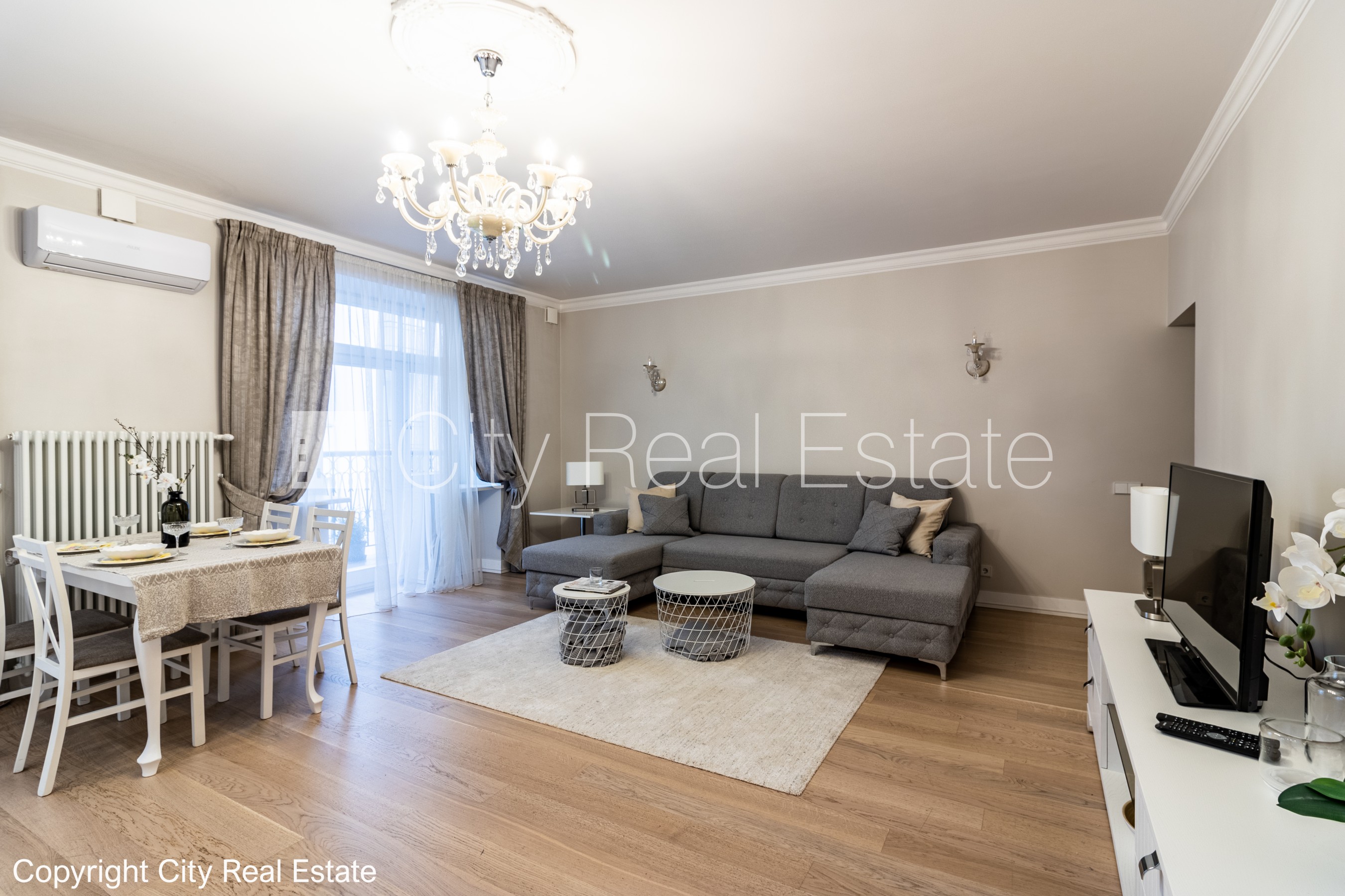 Sludinājumi. Projekts - Residence Lumiere, fasādes māja, renovēta māja, slēgts pagalms, pazemes autostāvvieta, Cena: 1600 EUR/mēn Foto #1