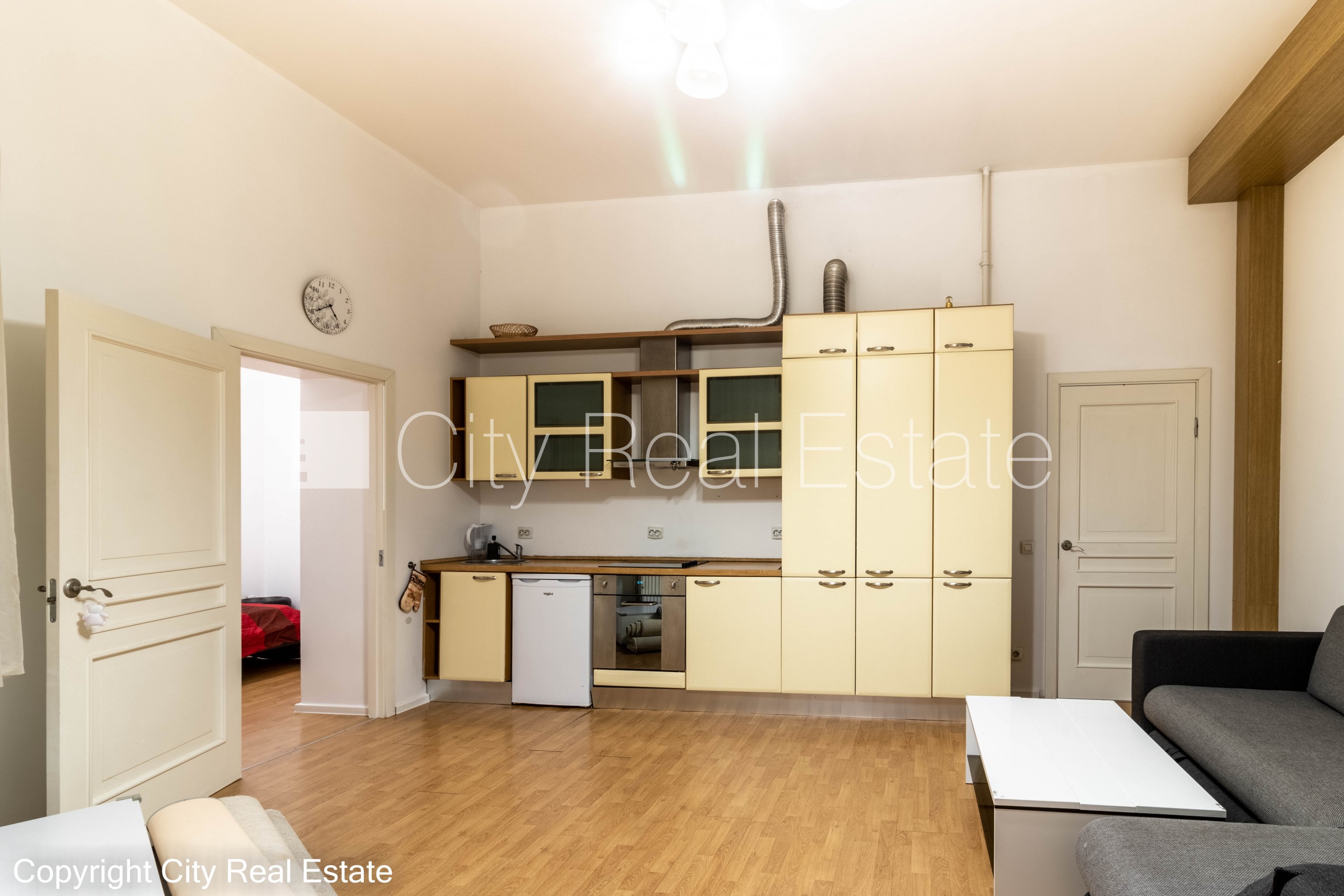 Sludinājumi. Projekts - Pulkveža Nams, fasādes māja, renovēta māja, fasāde ar dekoratīvo apmetumu, viena Cena: 140000 EUR Foto #7