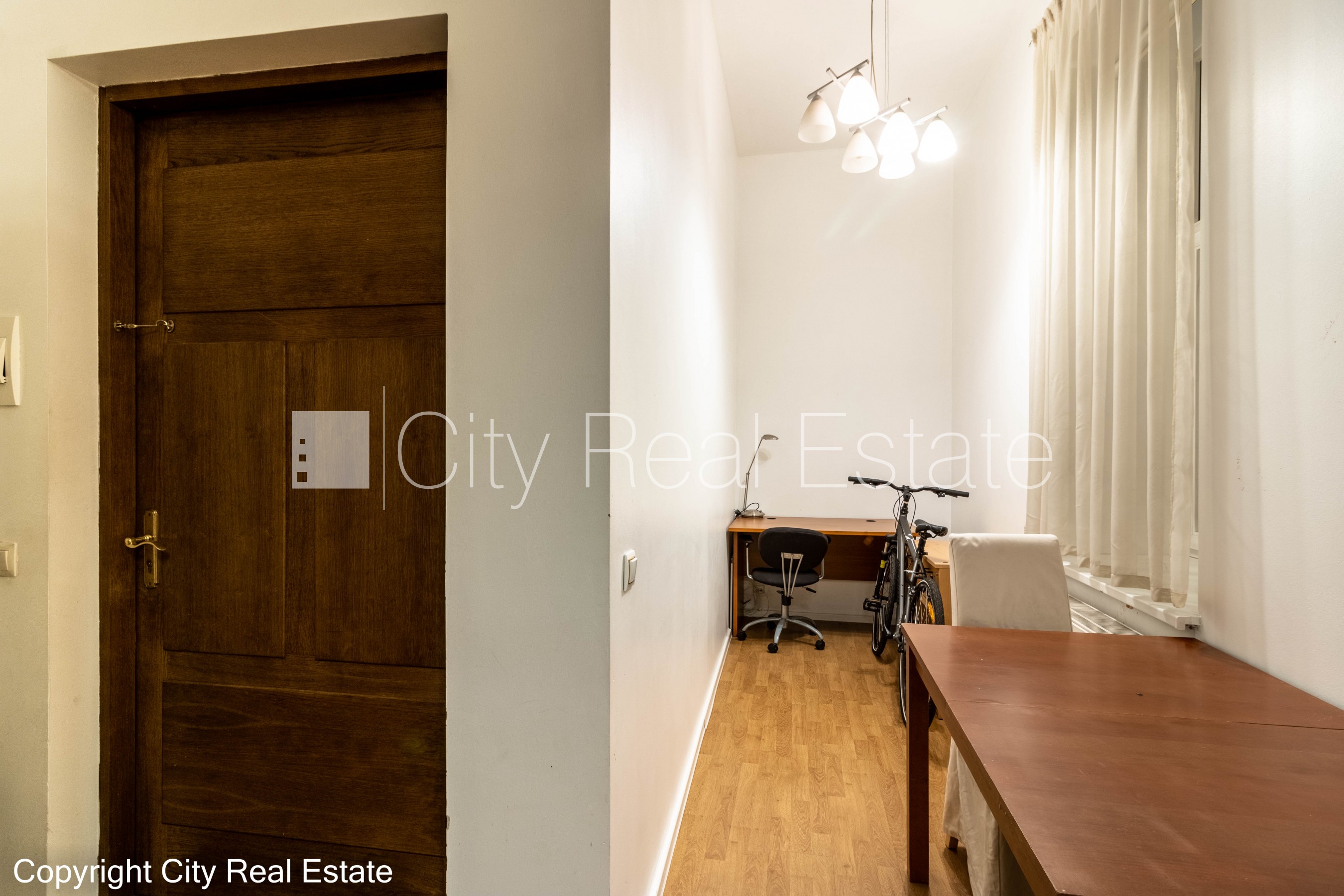 Sludinājumi. Projekts - Pulkveža Nams, fasādes māja, renovēta māja, fasāde ar dekoratīvo apmetumu, viena Cena: 140000 EUR Foto #15